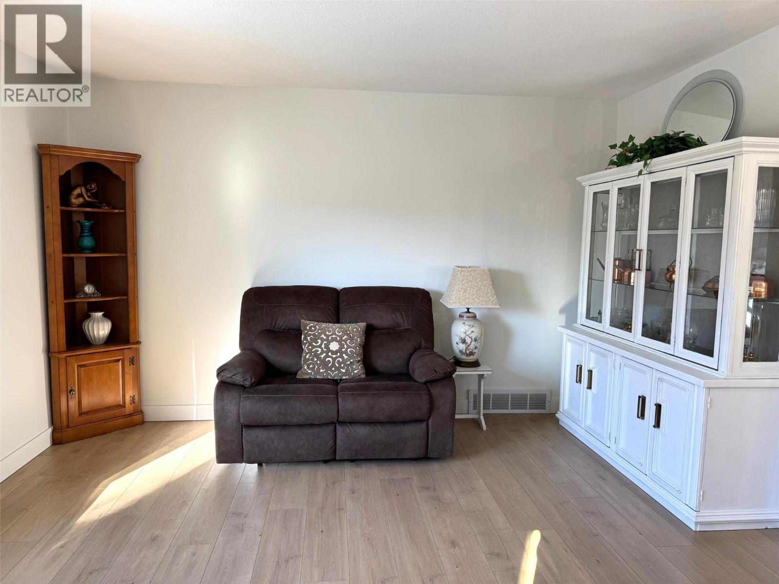 2250 Louie Drive Unit# 17