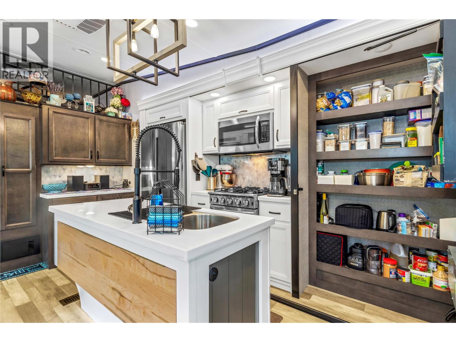 415 Commonwealth Road Unit# 396 Lot# 396