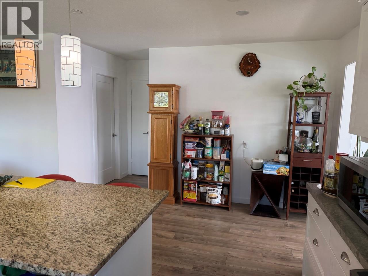 647 Clifton Road