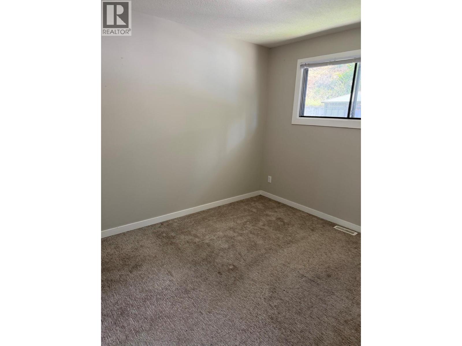 647 Clifton Road