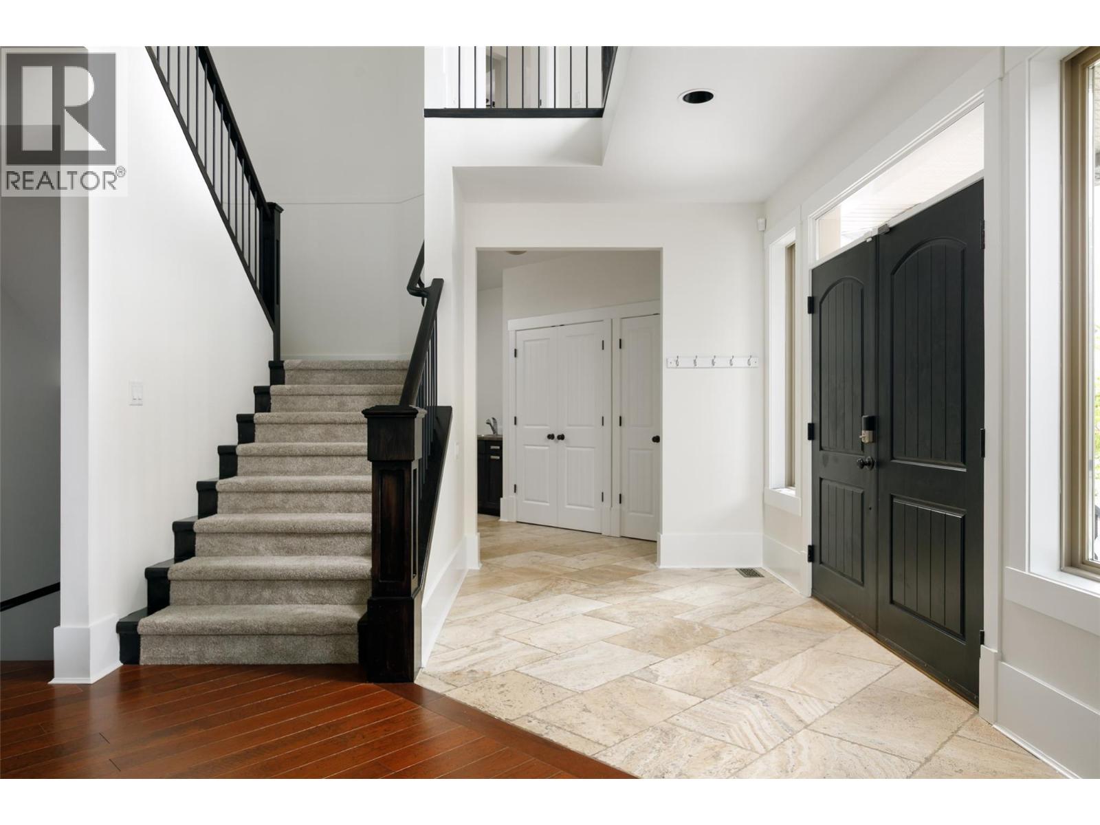 3192 Vineyard View Drive