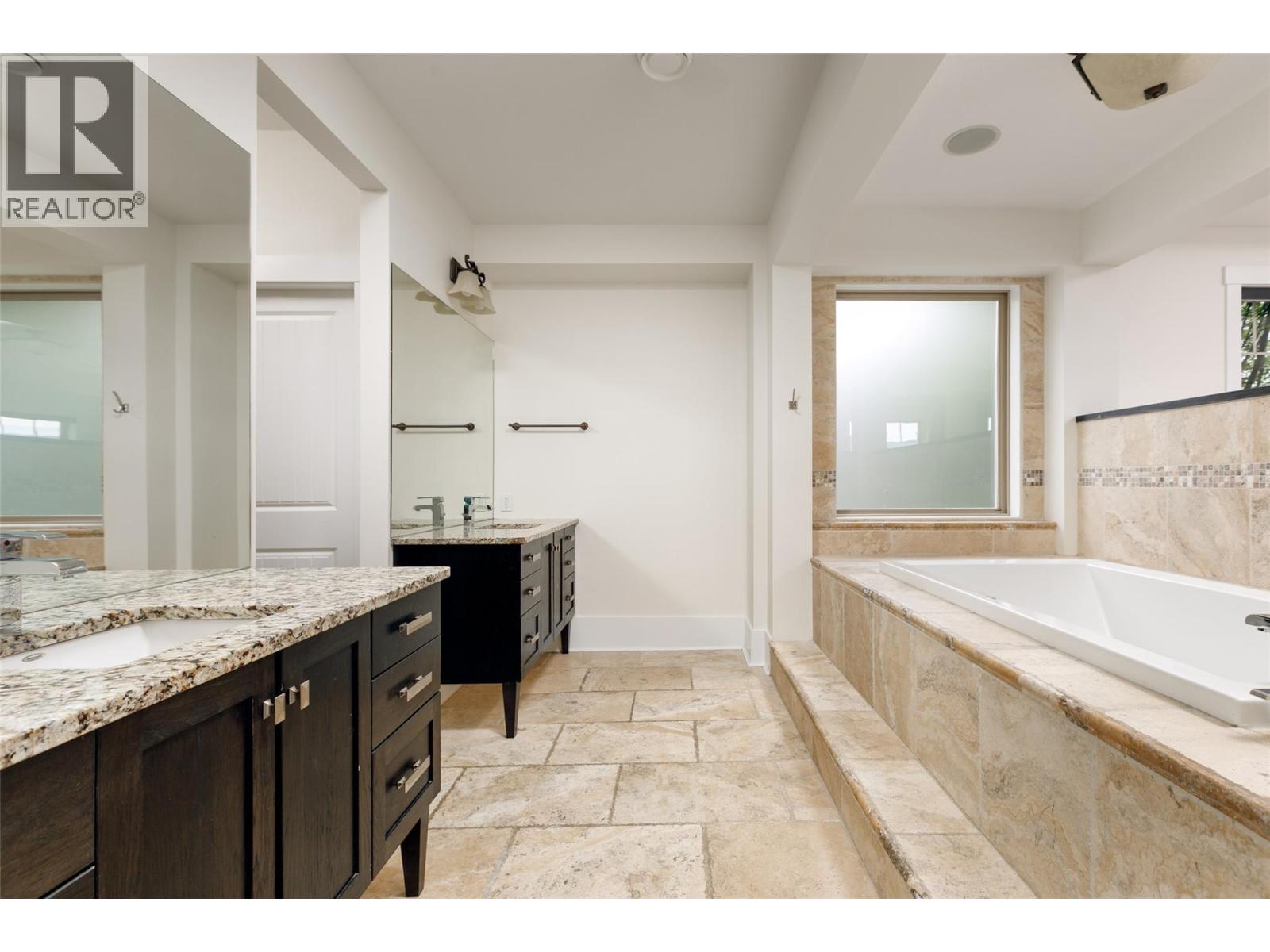 3192 Vineyard View Drive
