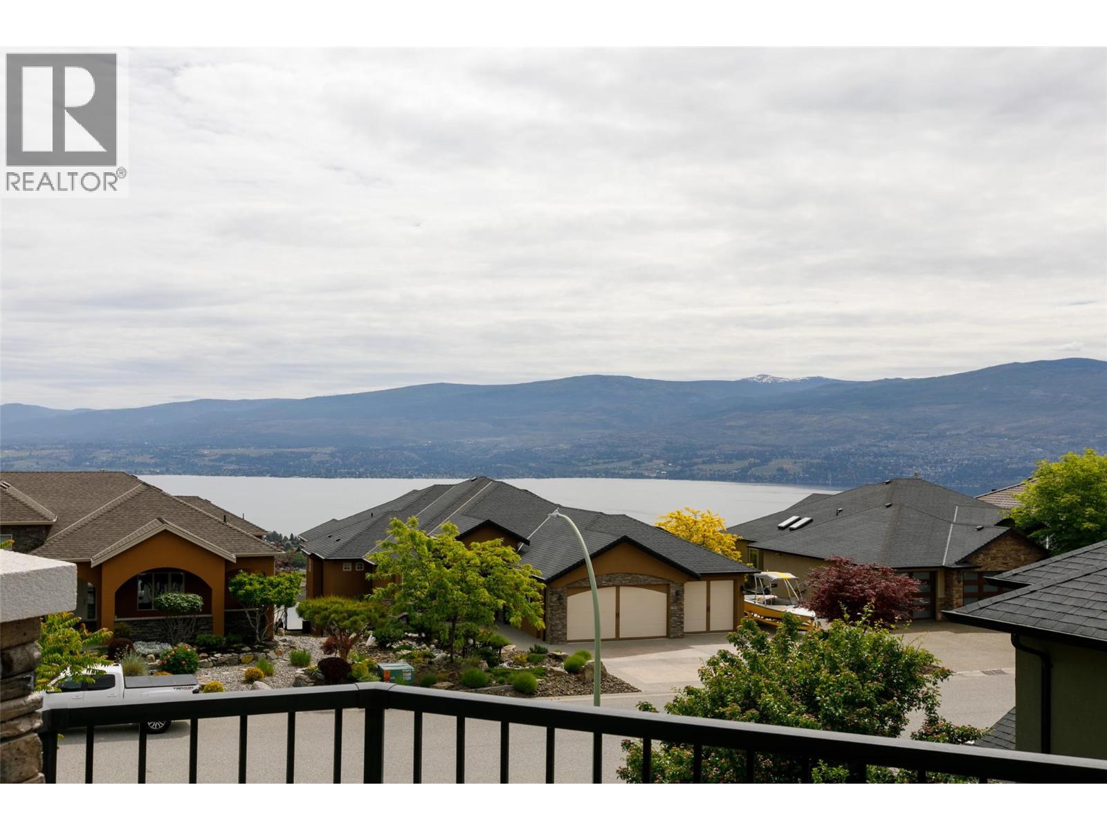 3192 Vineyard View Drive
