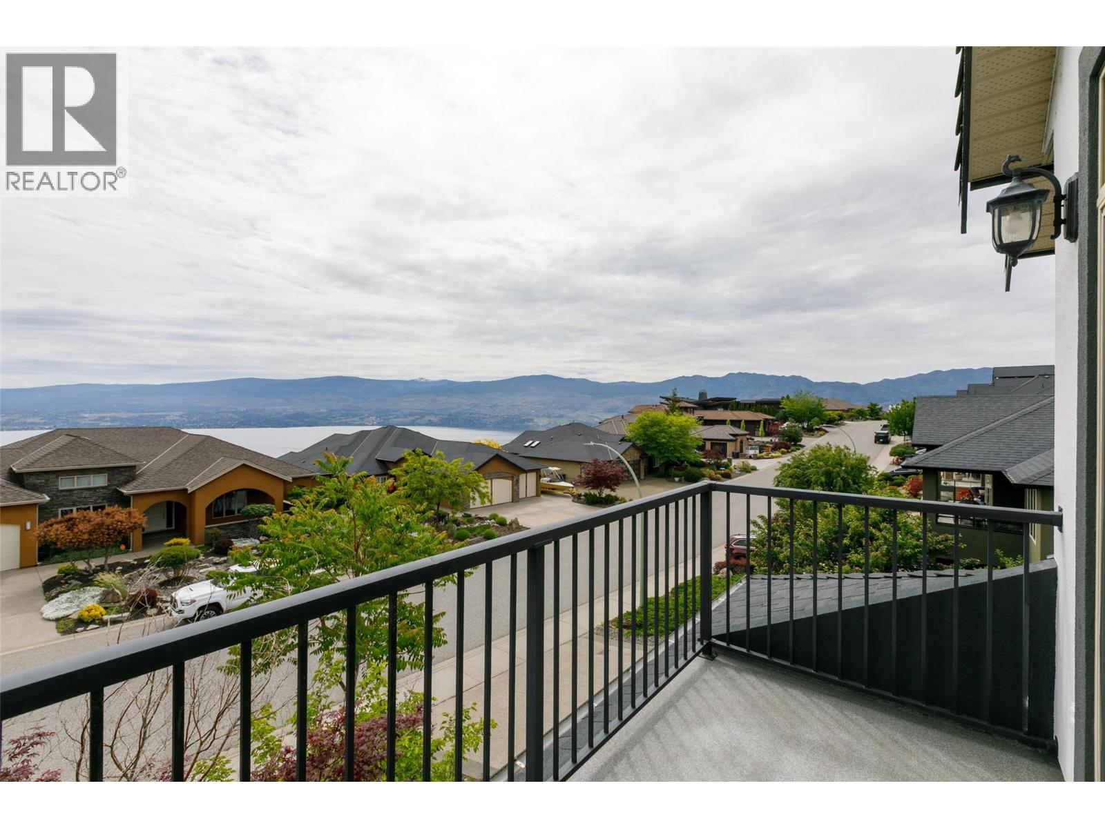 3192 Vineyard View Drive