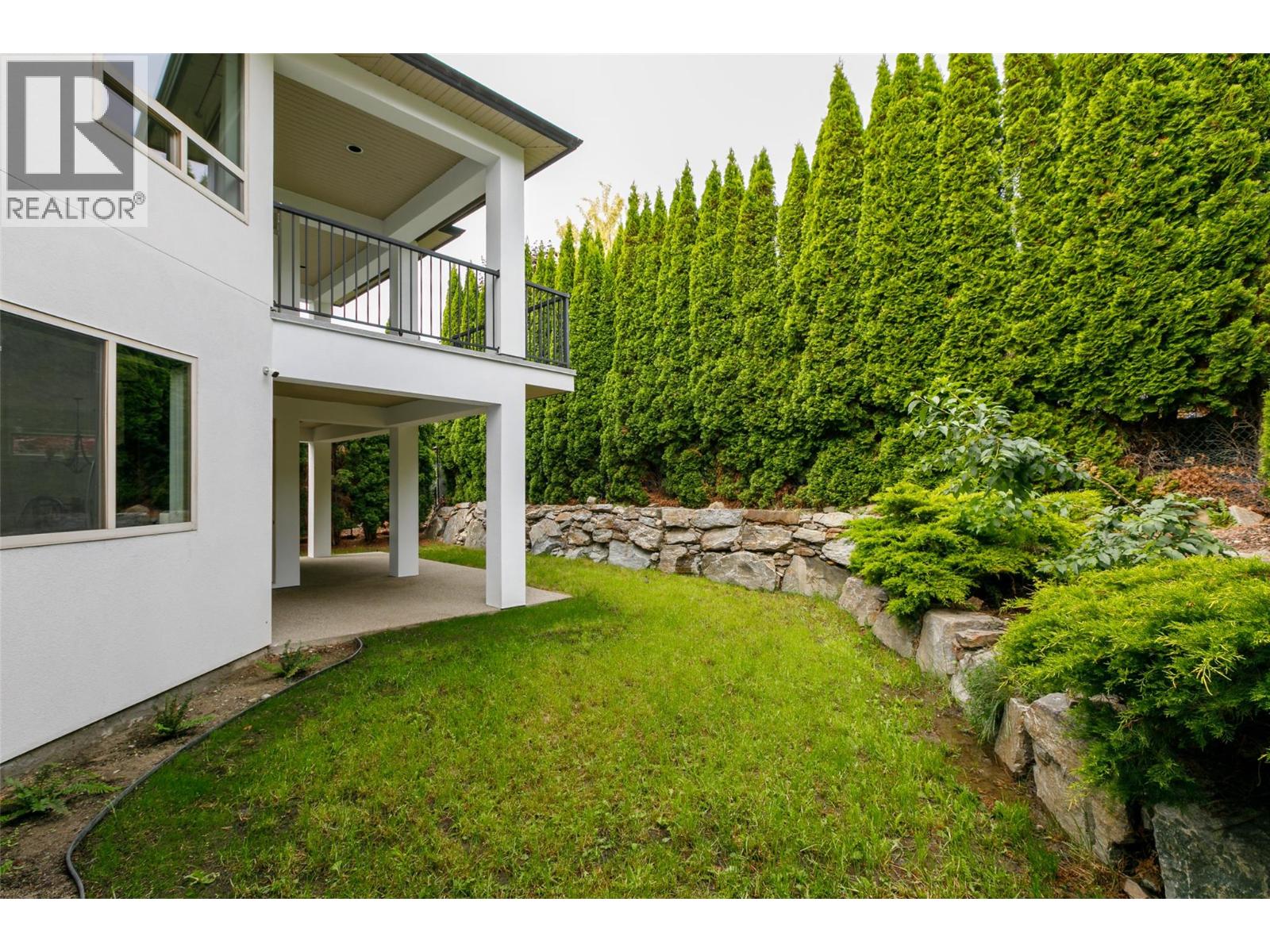 3192 Vineyard View Drive