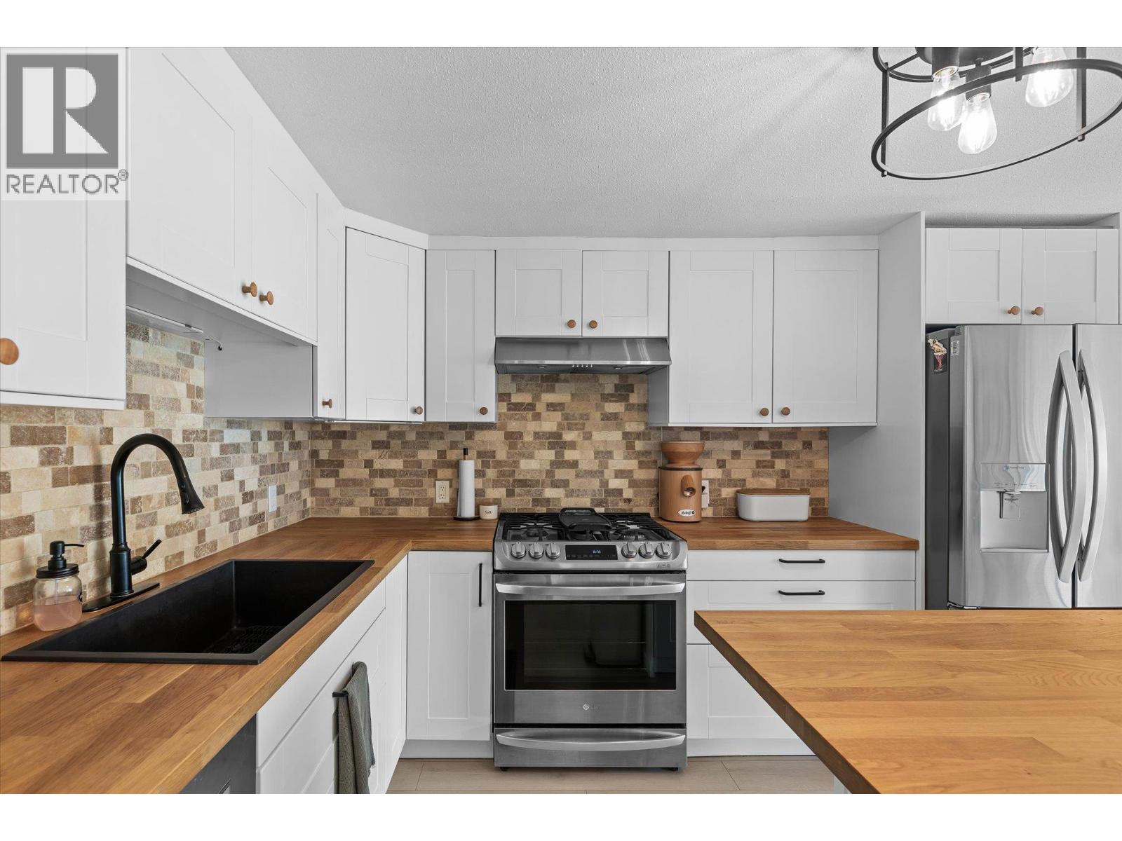 2035 Boucherie Road Unit# 95