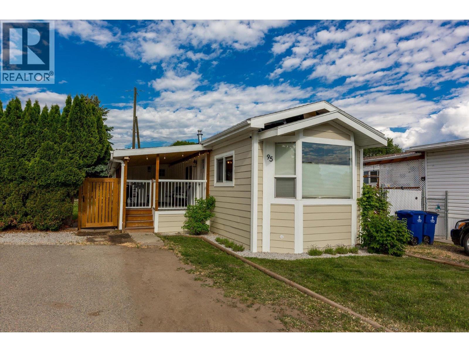 2035 Boucherie Road Unit# 95