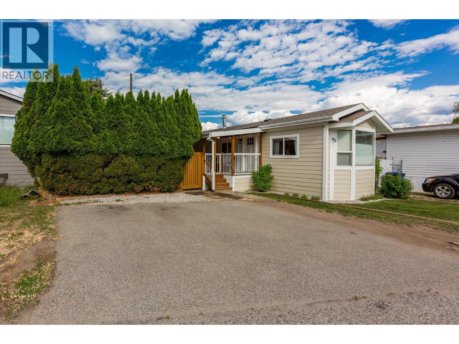 2035 Boucherie Road Unit# 95