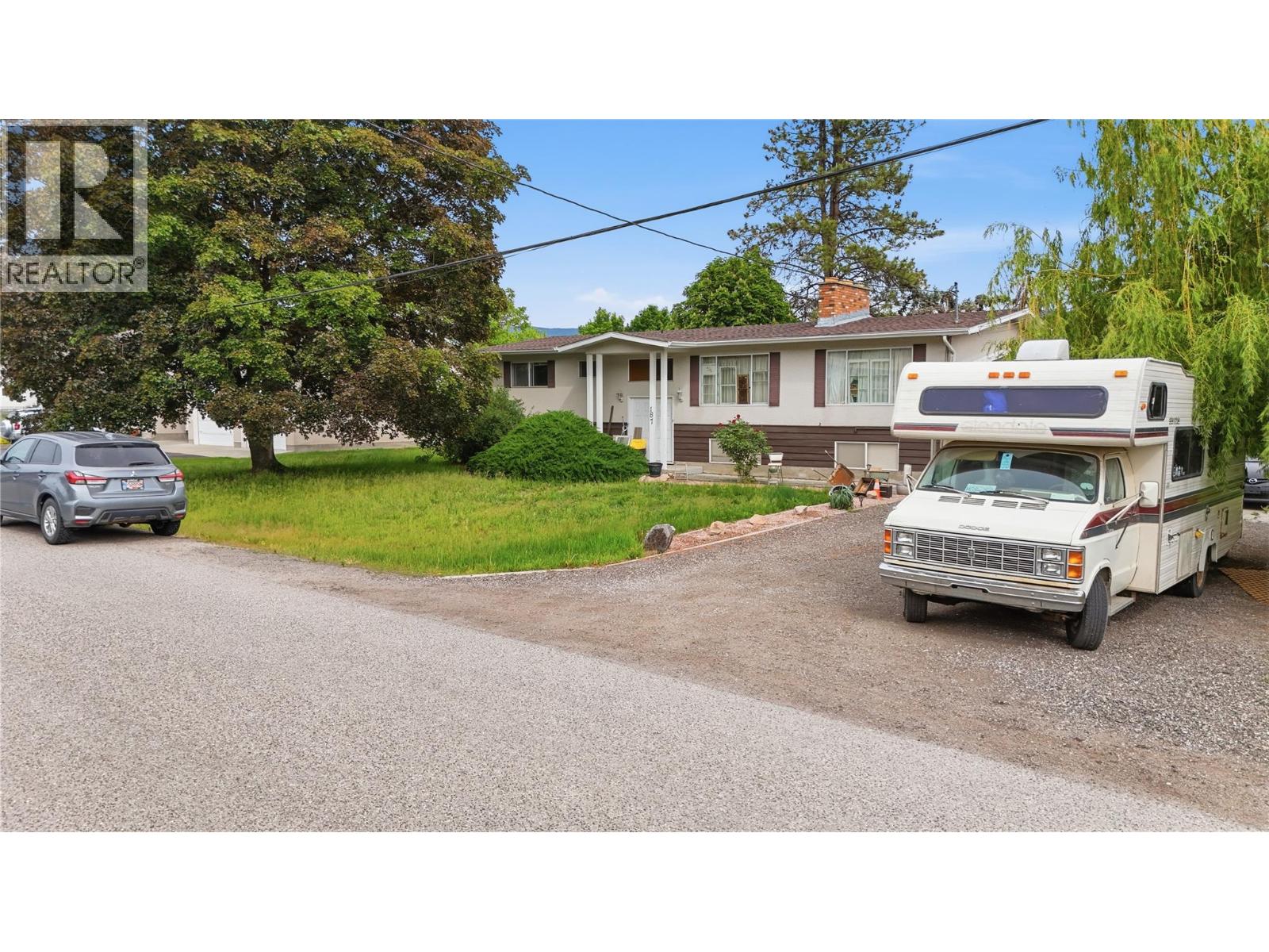187-193 Cariboo Road