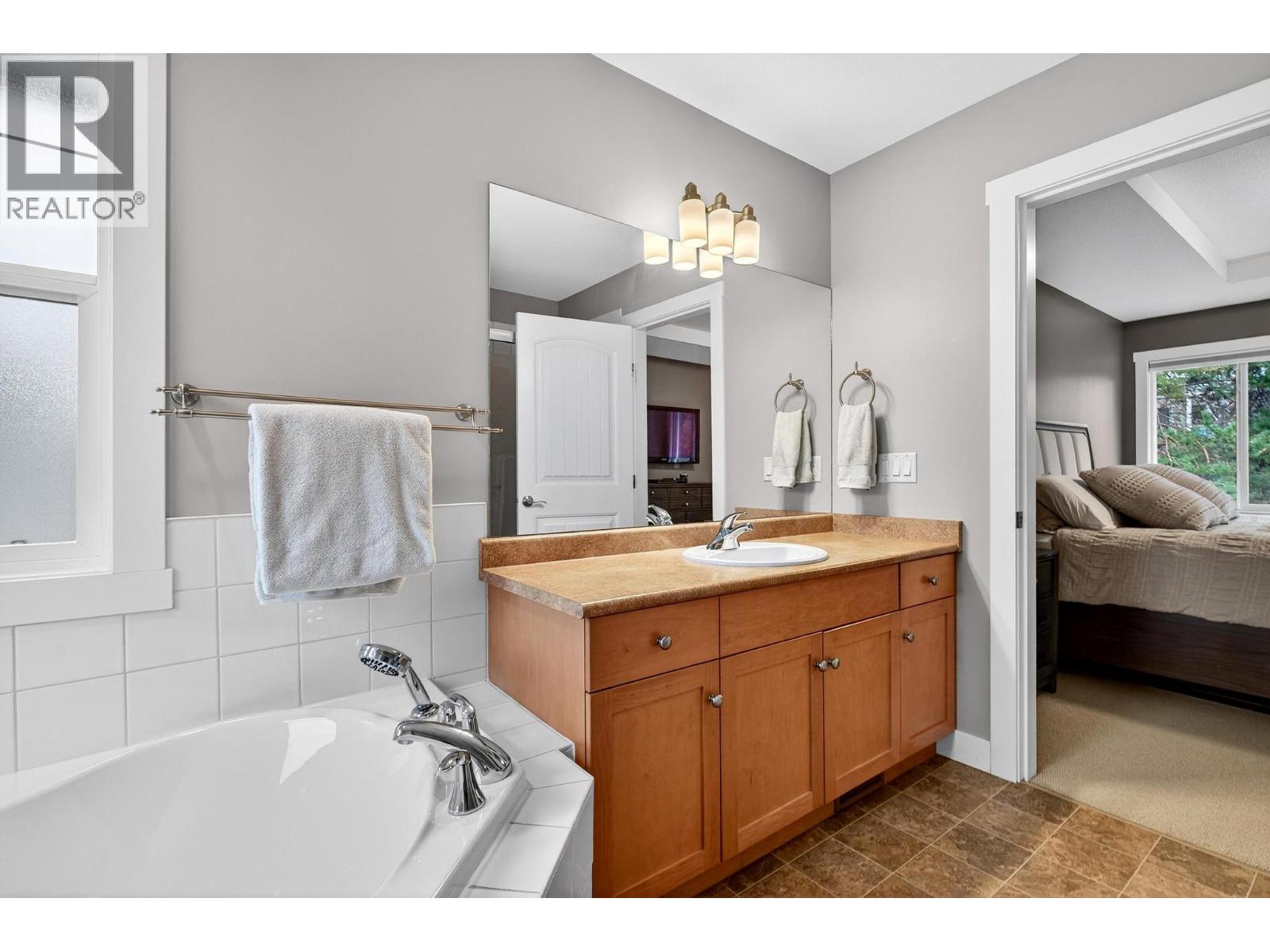 3293 Broadview Road Unit# 44
