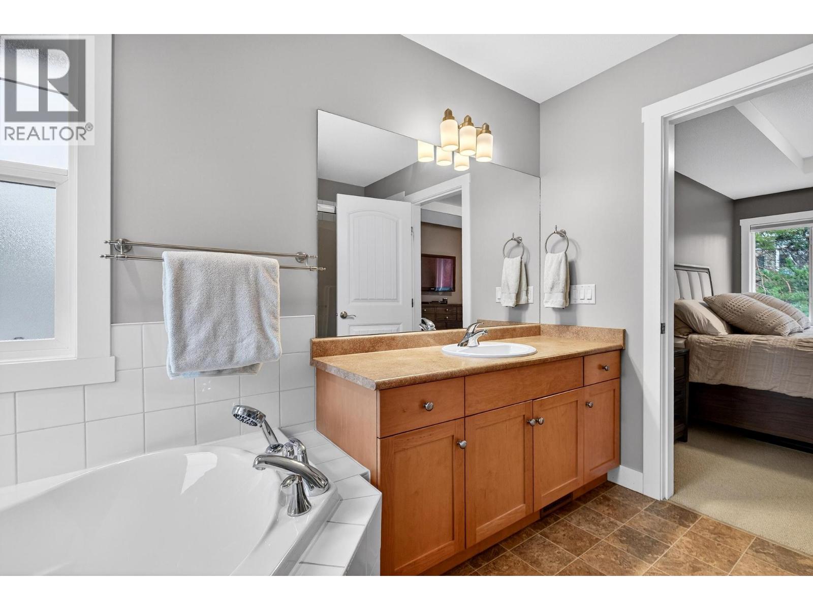 3293 Broadview Road Unit# 44