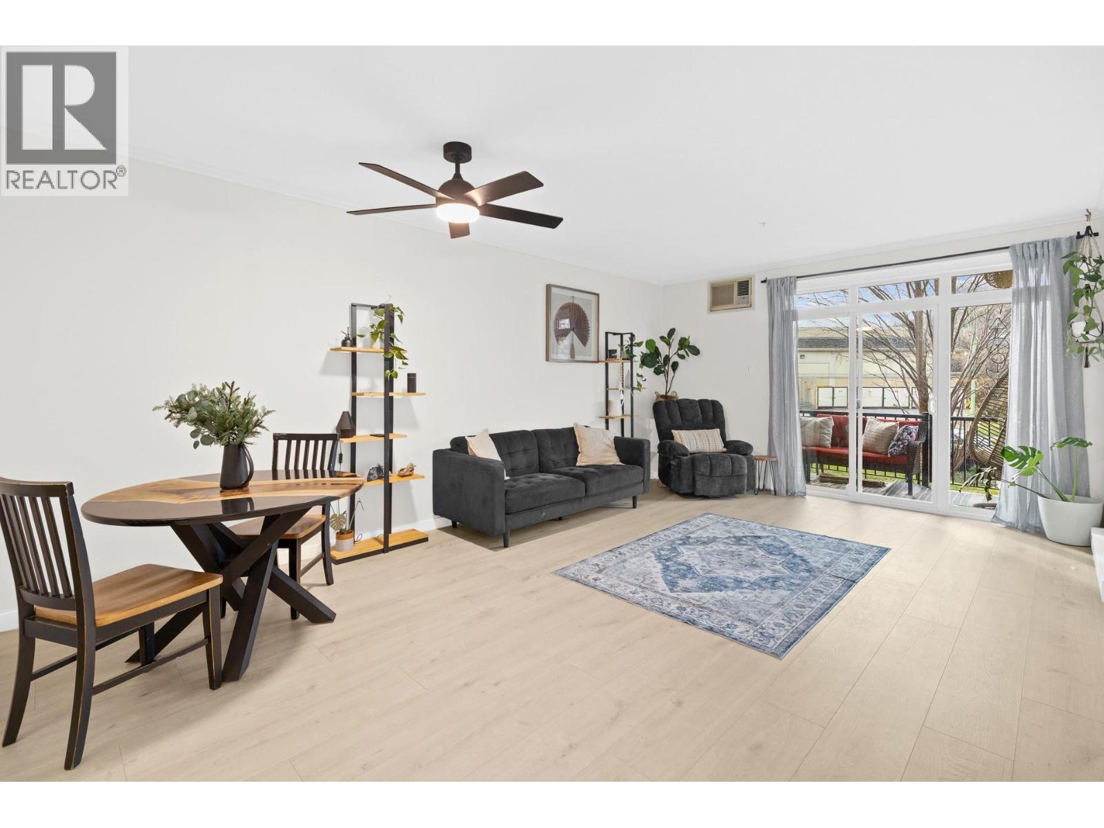 303 Whitman Road Unit# 106