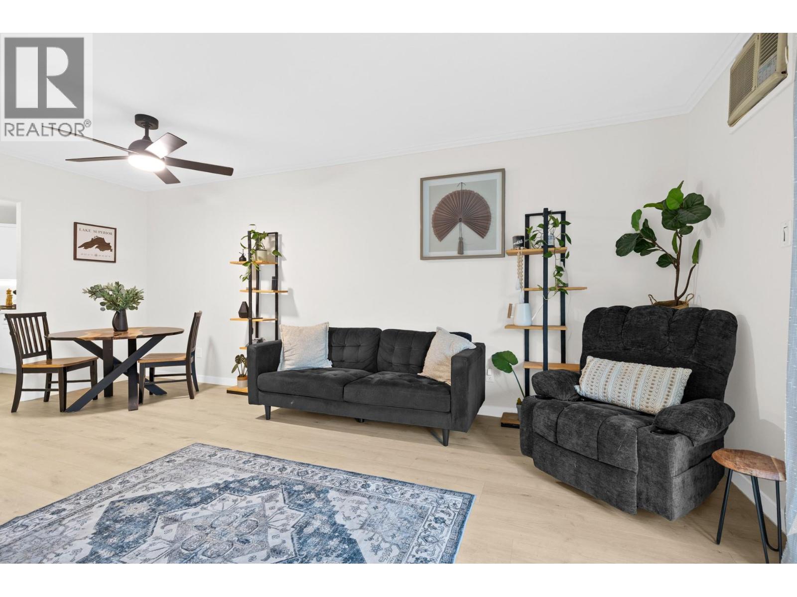 303 Whitman Road Unit# 106