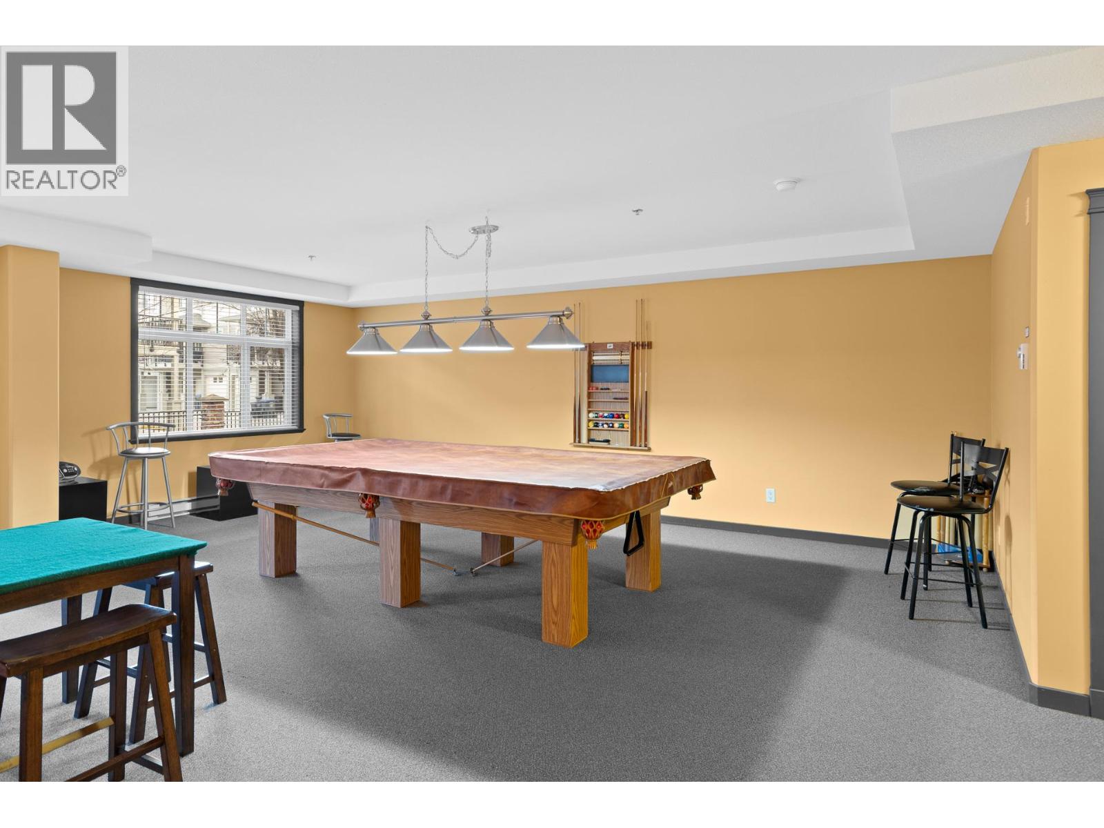 303 Whitman Road Unit# 106