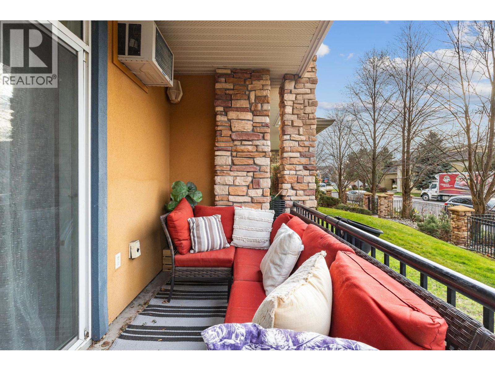 303 Whitman Road Unit# 106