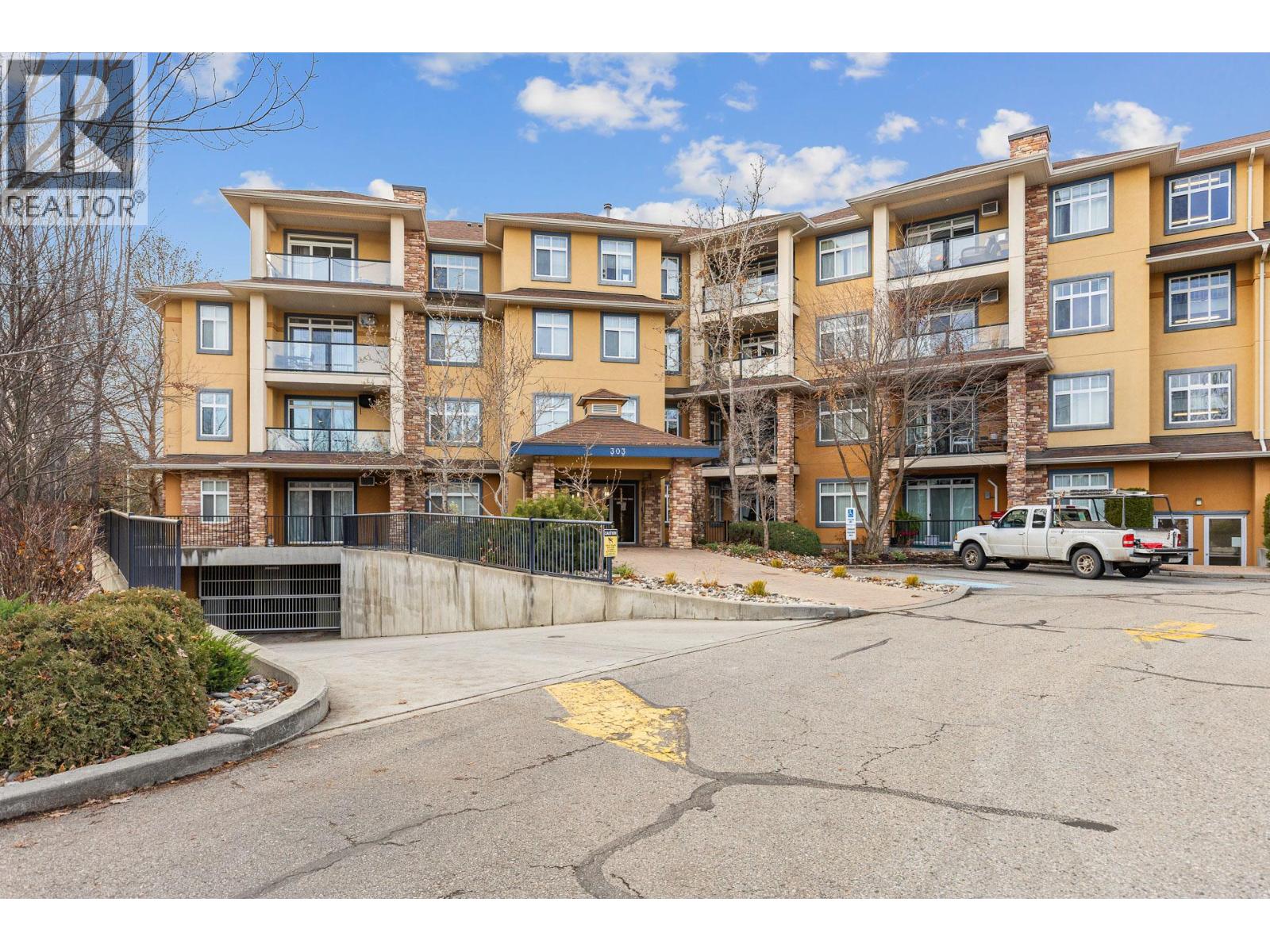 303 Whitman Road Unit# 106