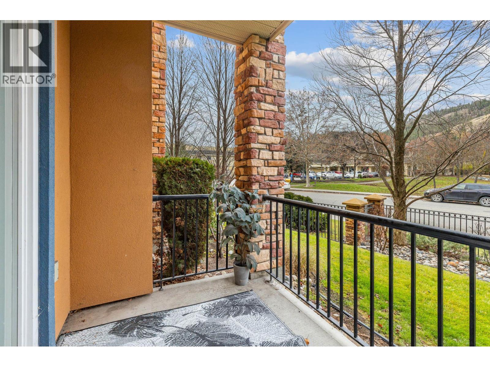 303 Whitman Road Unit# 106