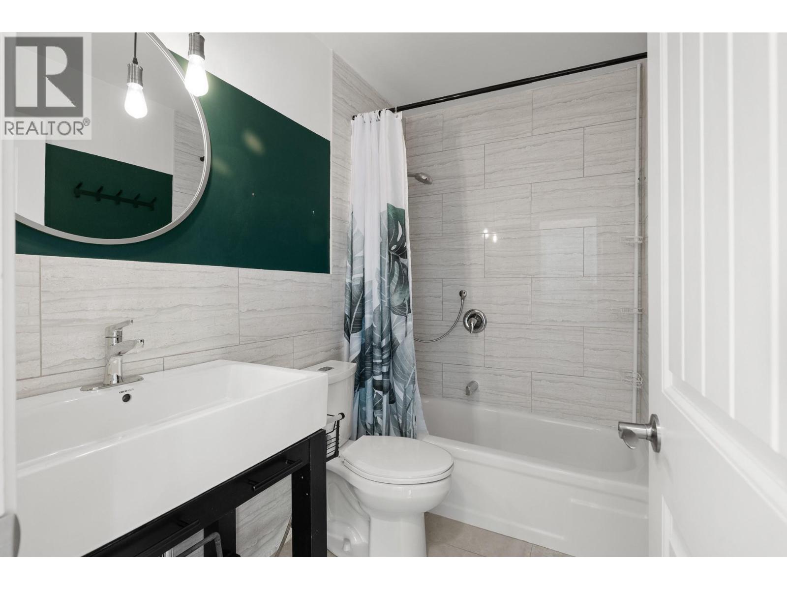 1860 Richter Street Unit# 303