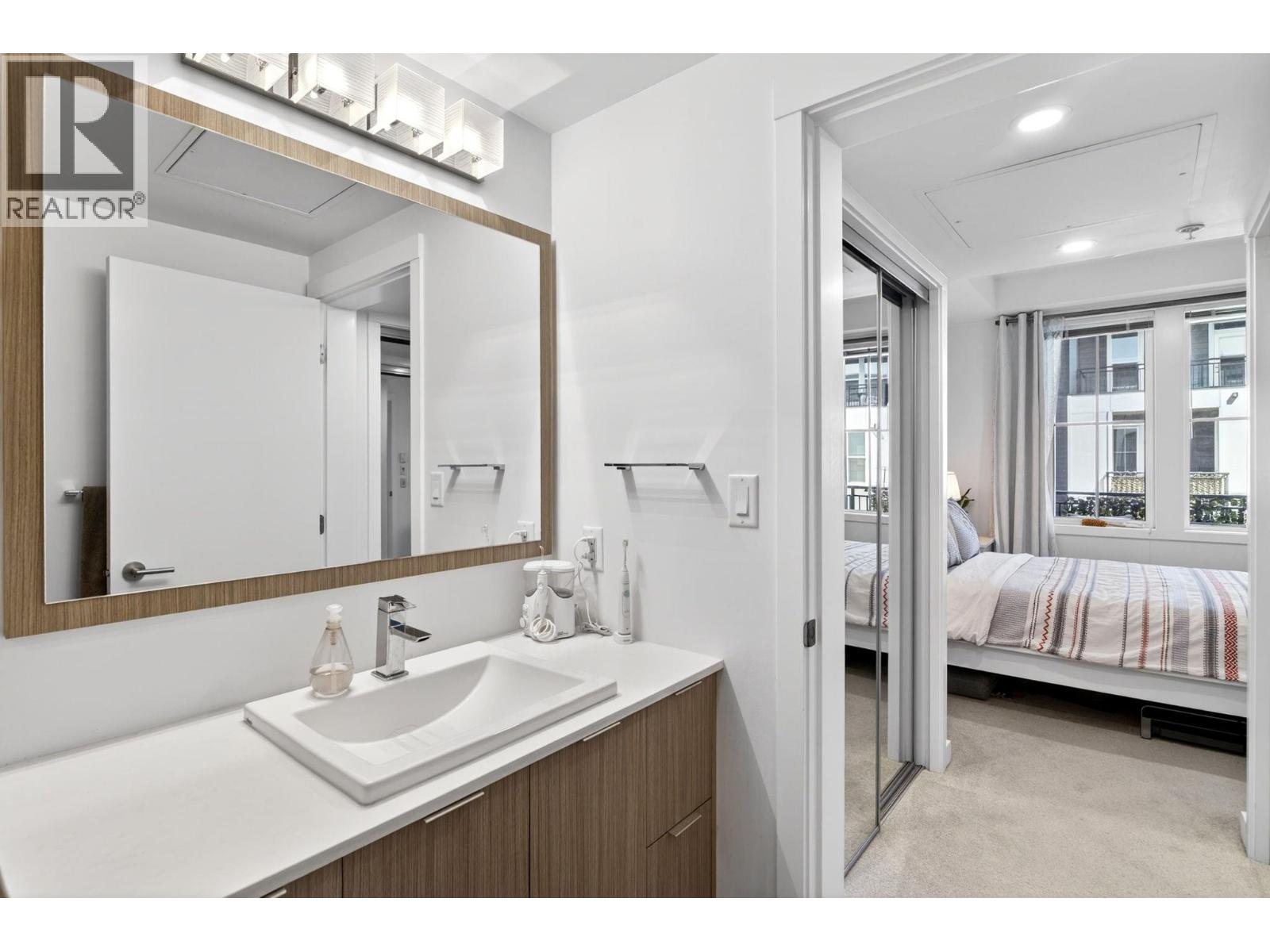 1775 Chapman Place Unit# 319