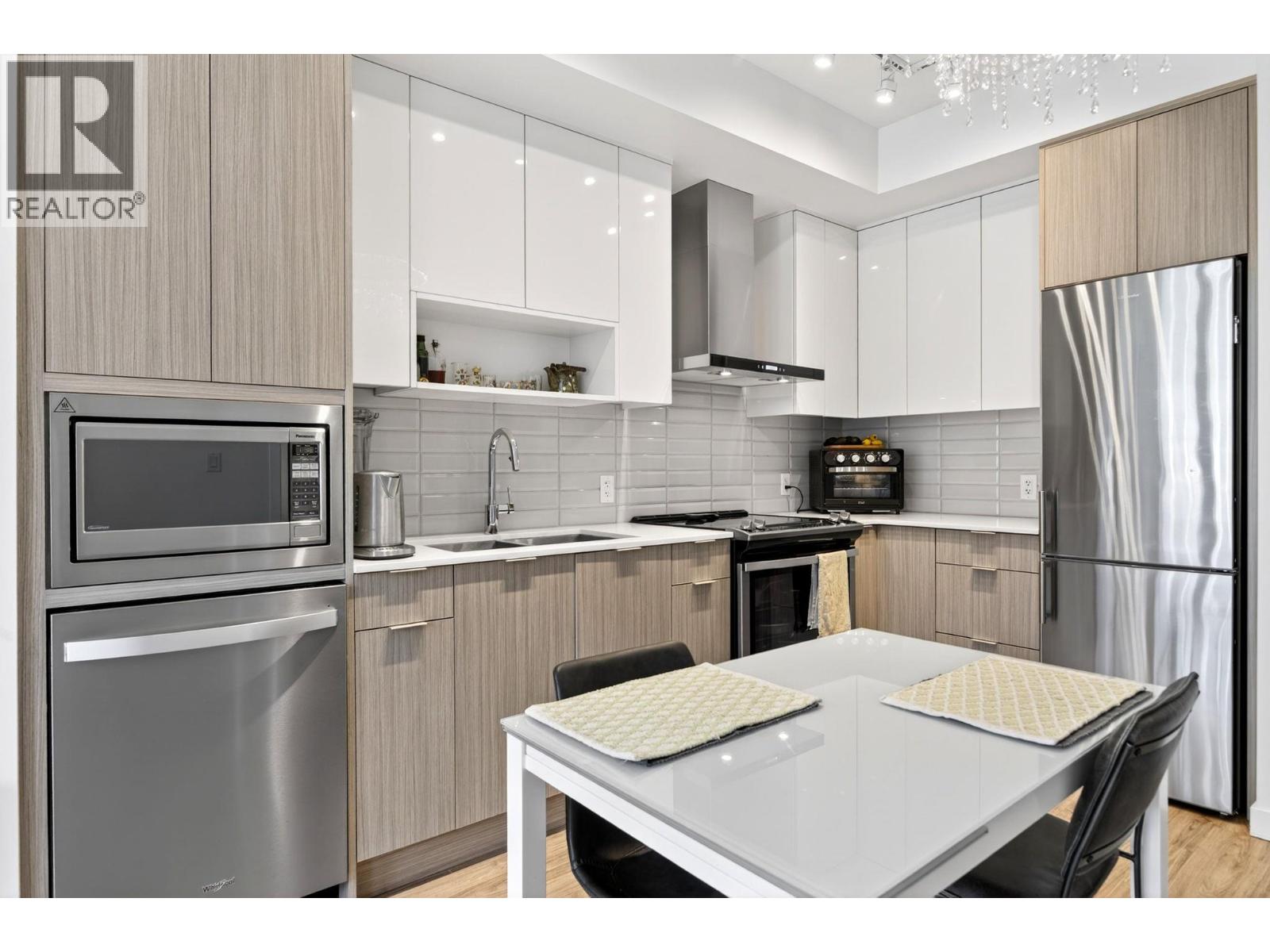 1775 Chapman Place Unit# 319