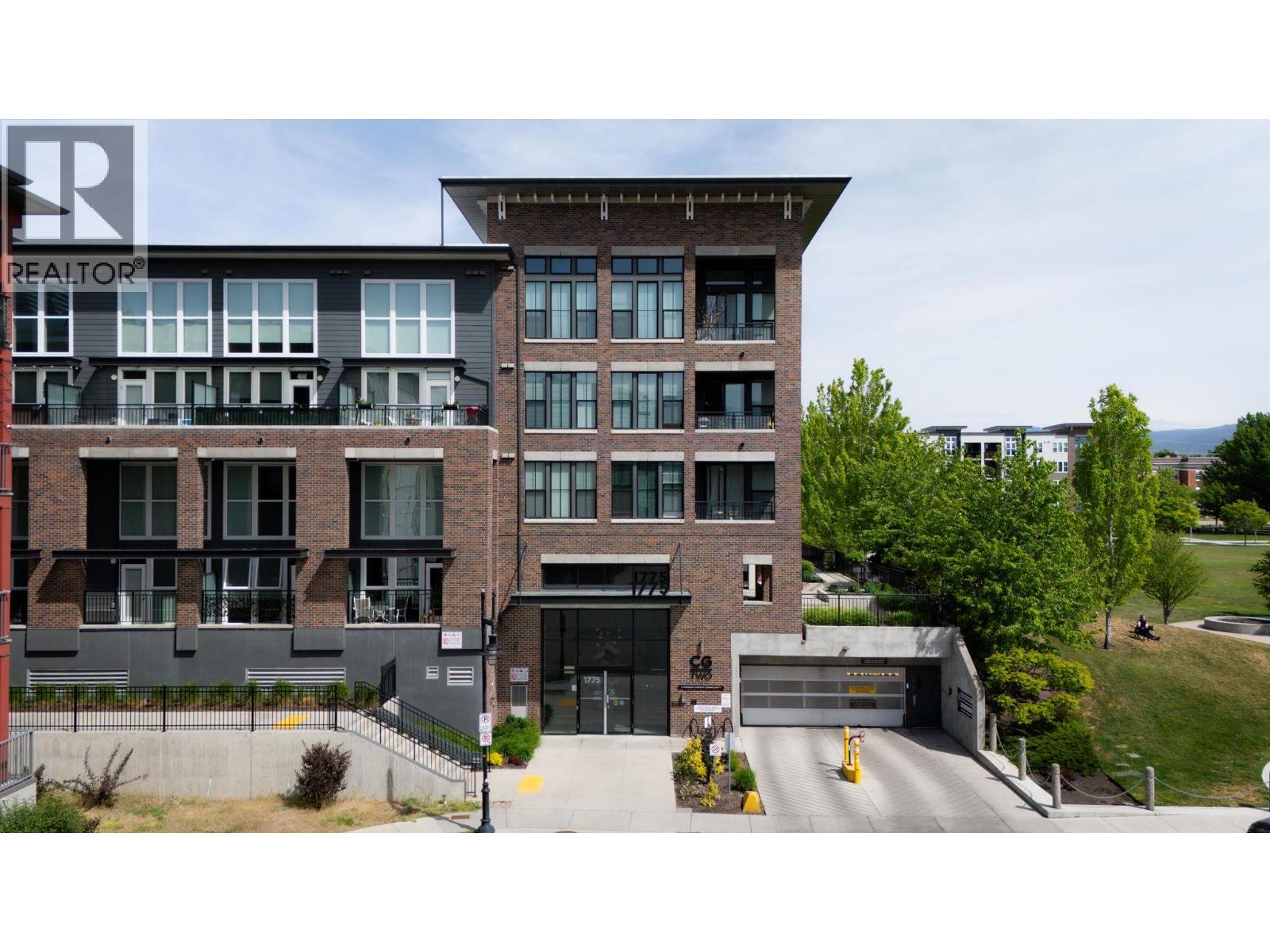 1775 Chapman Place Unit# 319