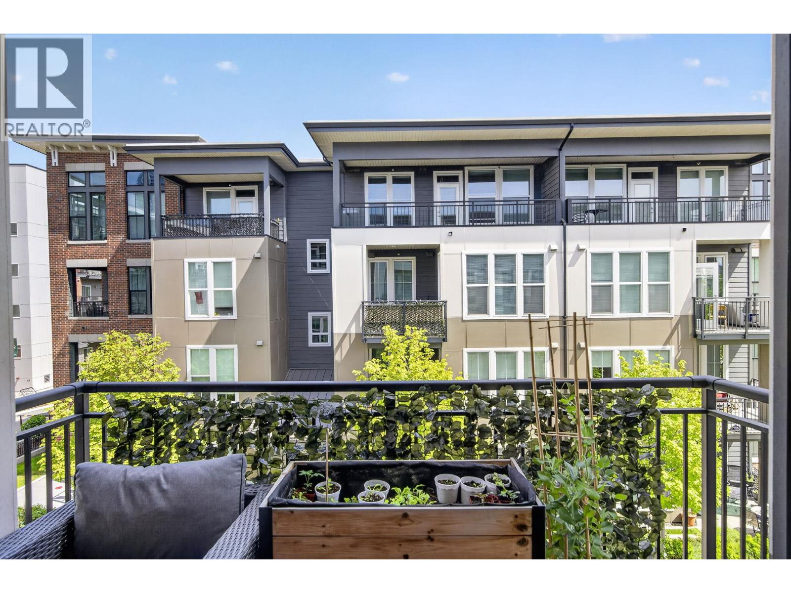 1775 Chapman Place Unit# 319