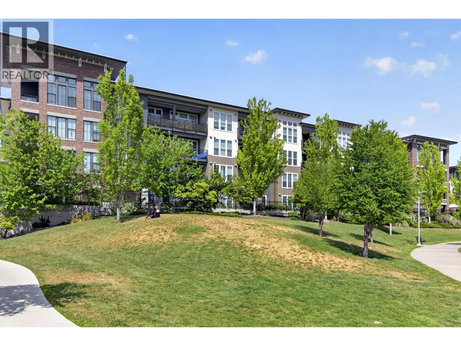 1775 Chapman Place Unit# 319