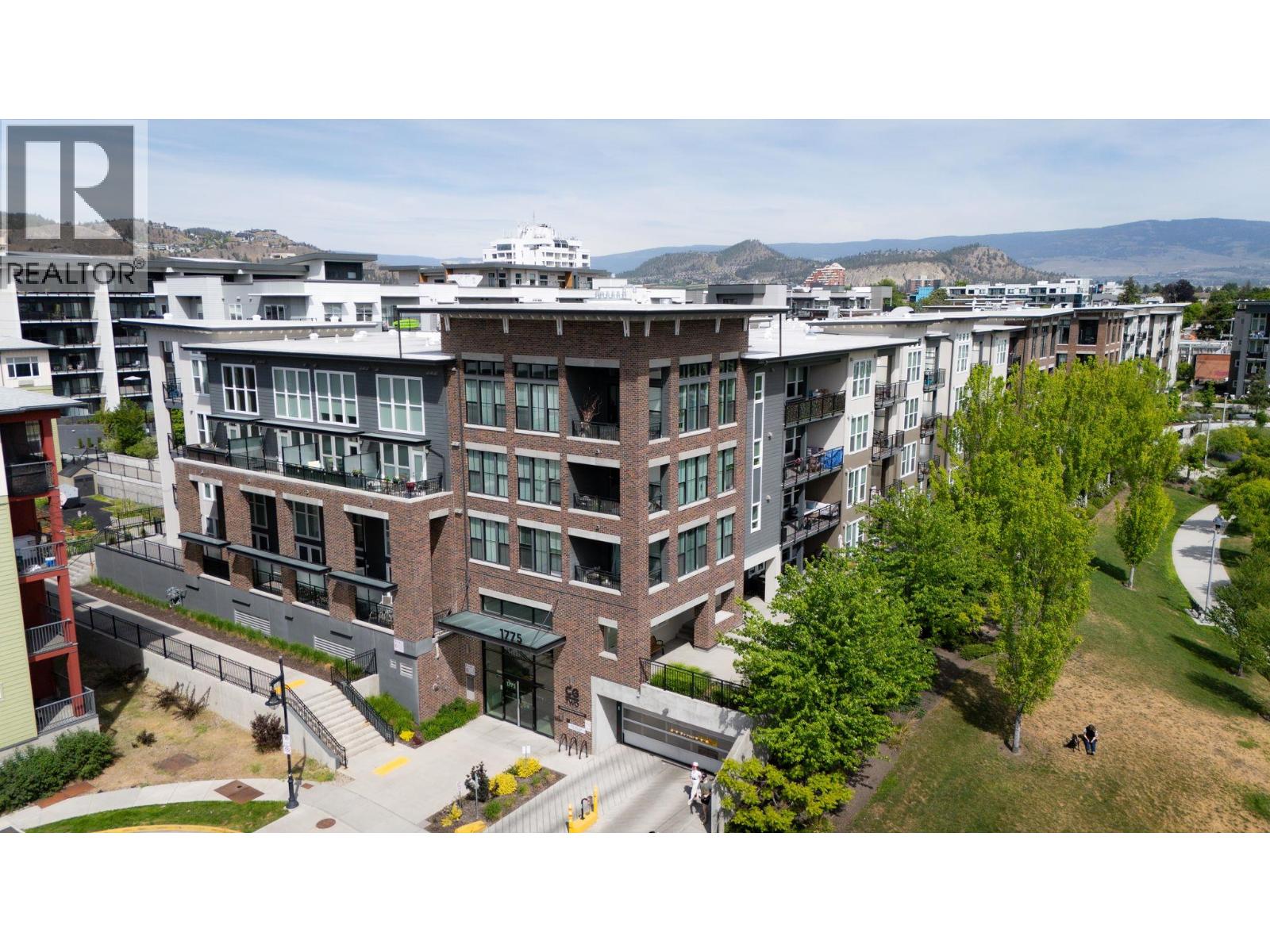 1775 Chapman Place Unit# 319