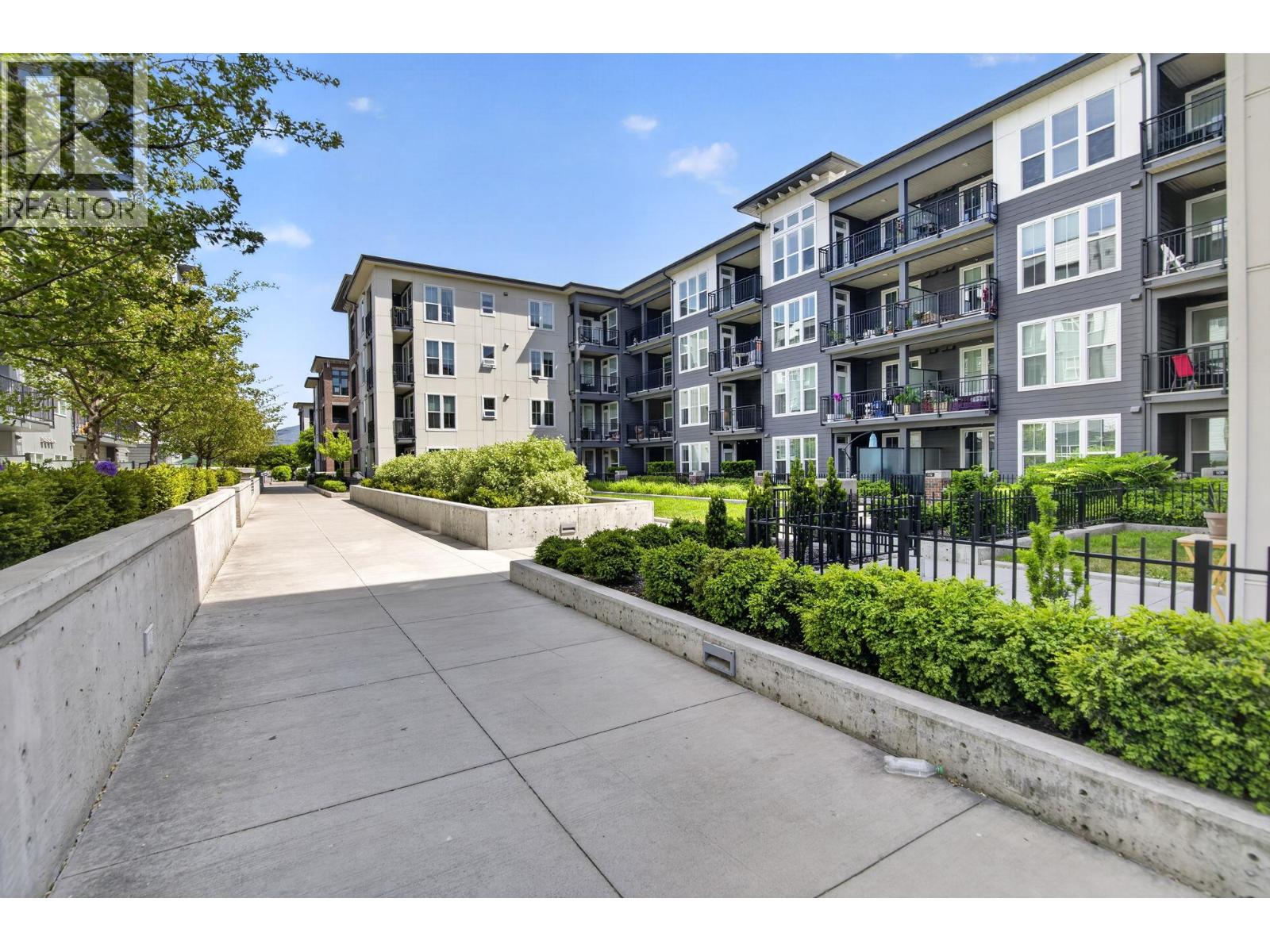 1775 Chapman Place Unit# 319