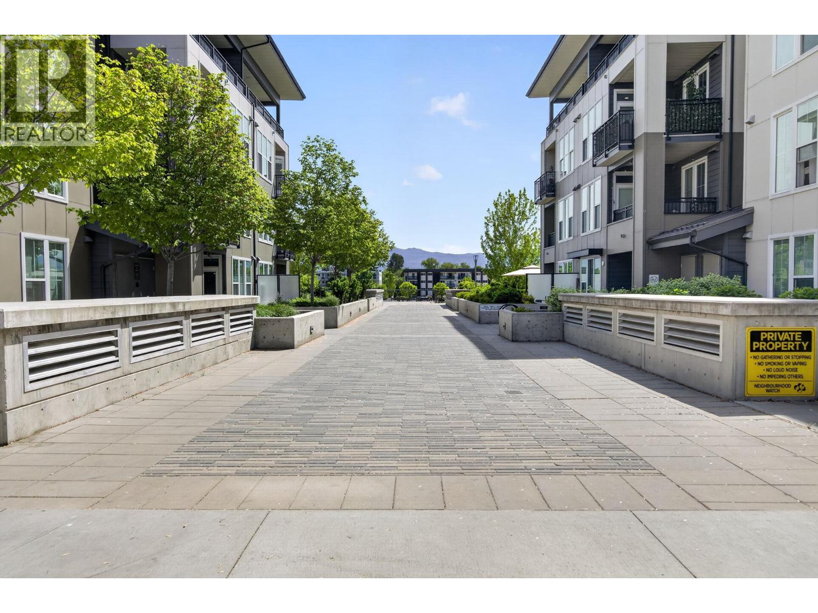 1775 Chapman Place Unit# 319