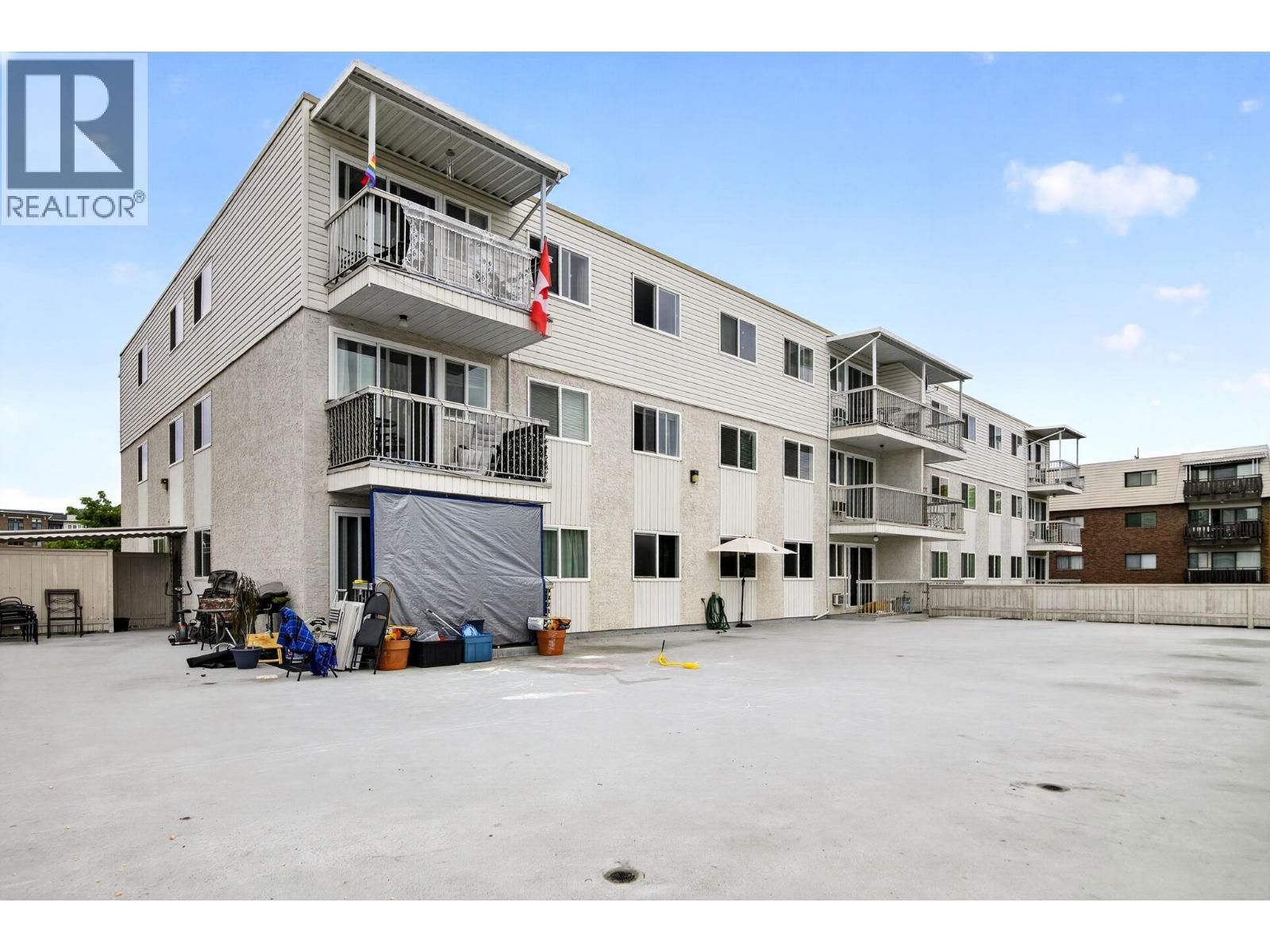 625 Rowcliffe Avenue Unit# 108