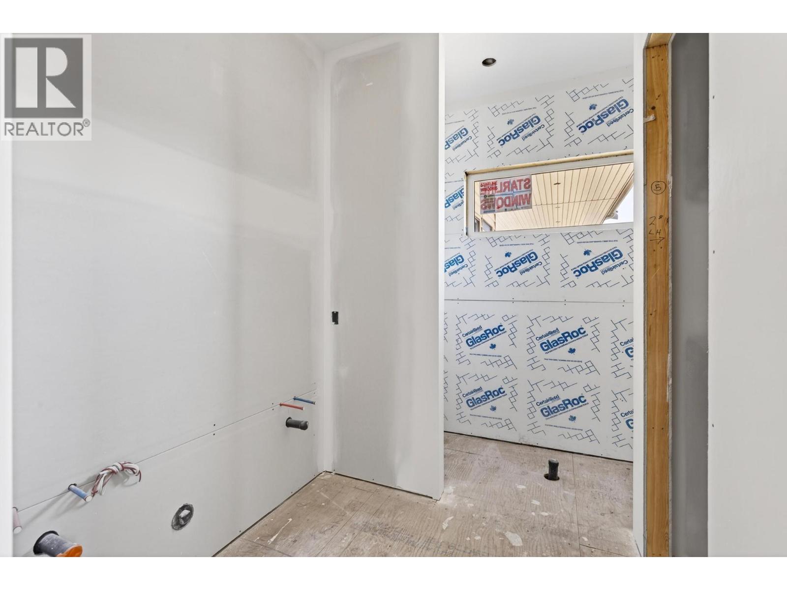 3276 Aspen Lane
