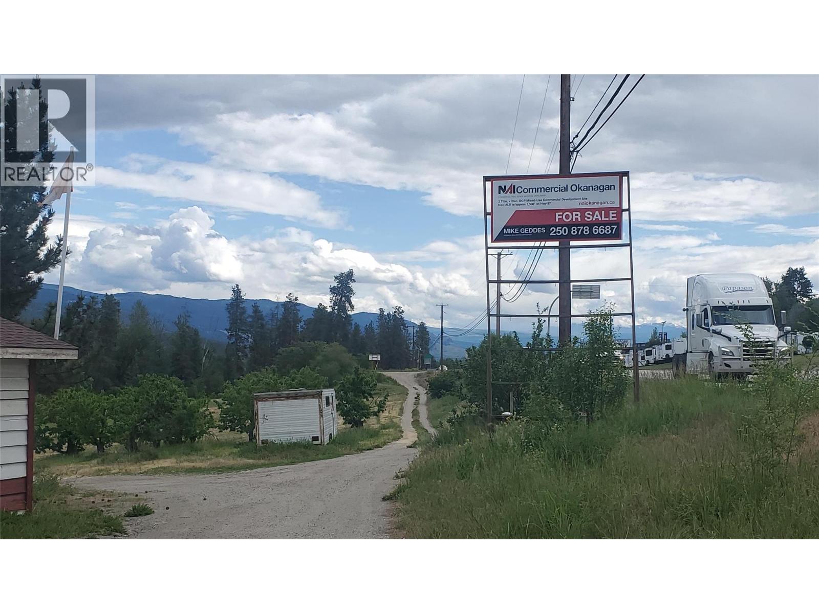 9441 Highway 97 North Highway