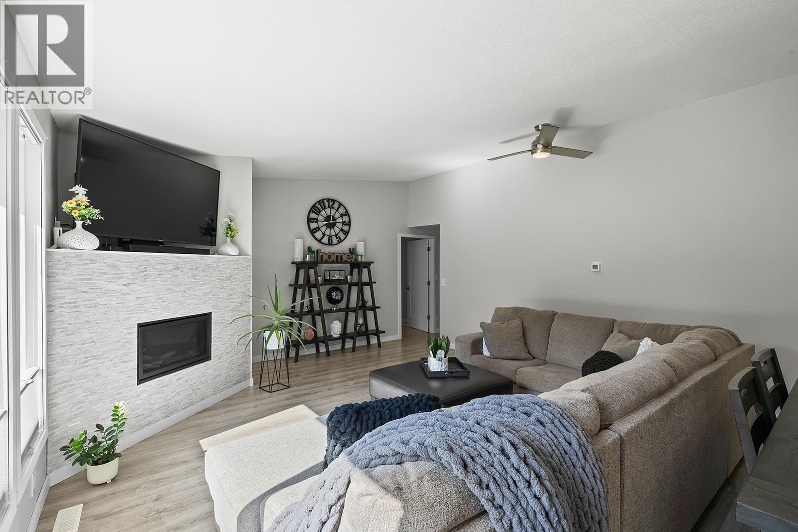 2239 Mayer Road