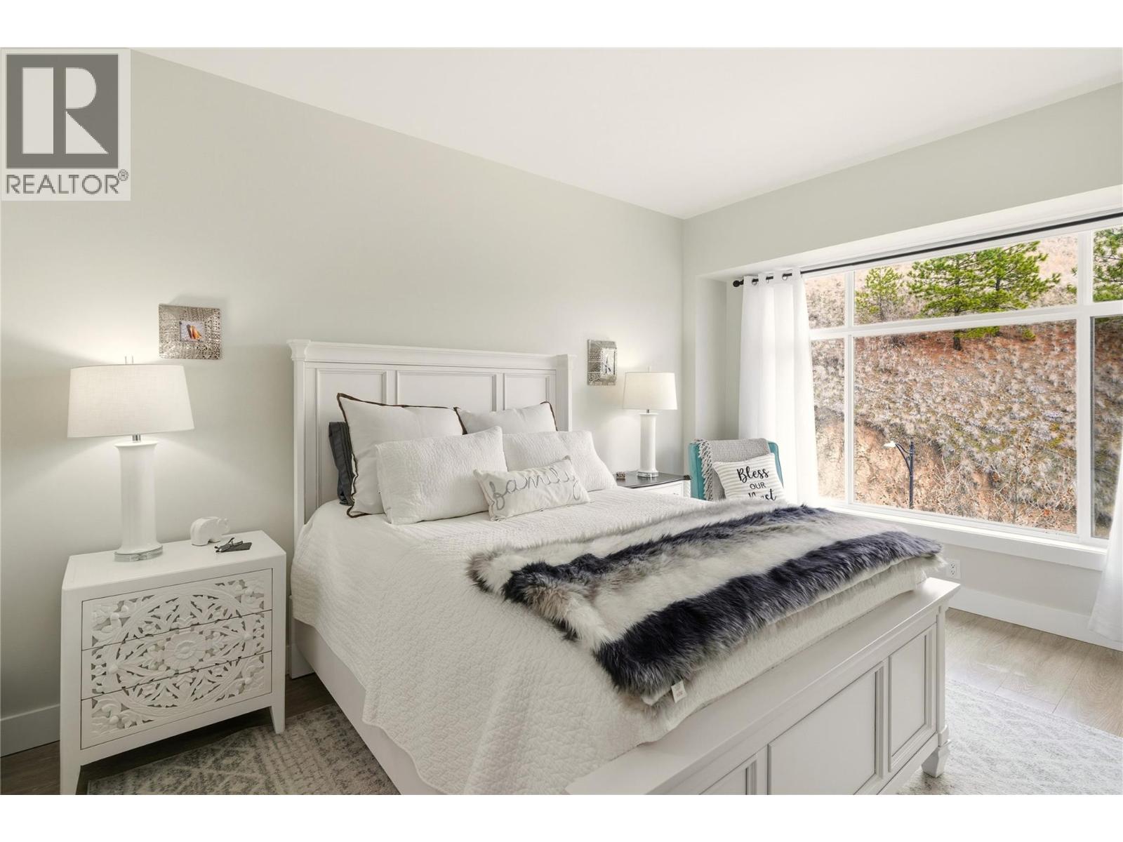 1176 Black Mountain Drive