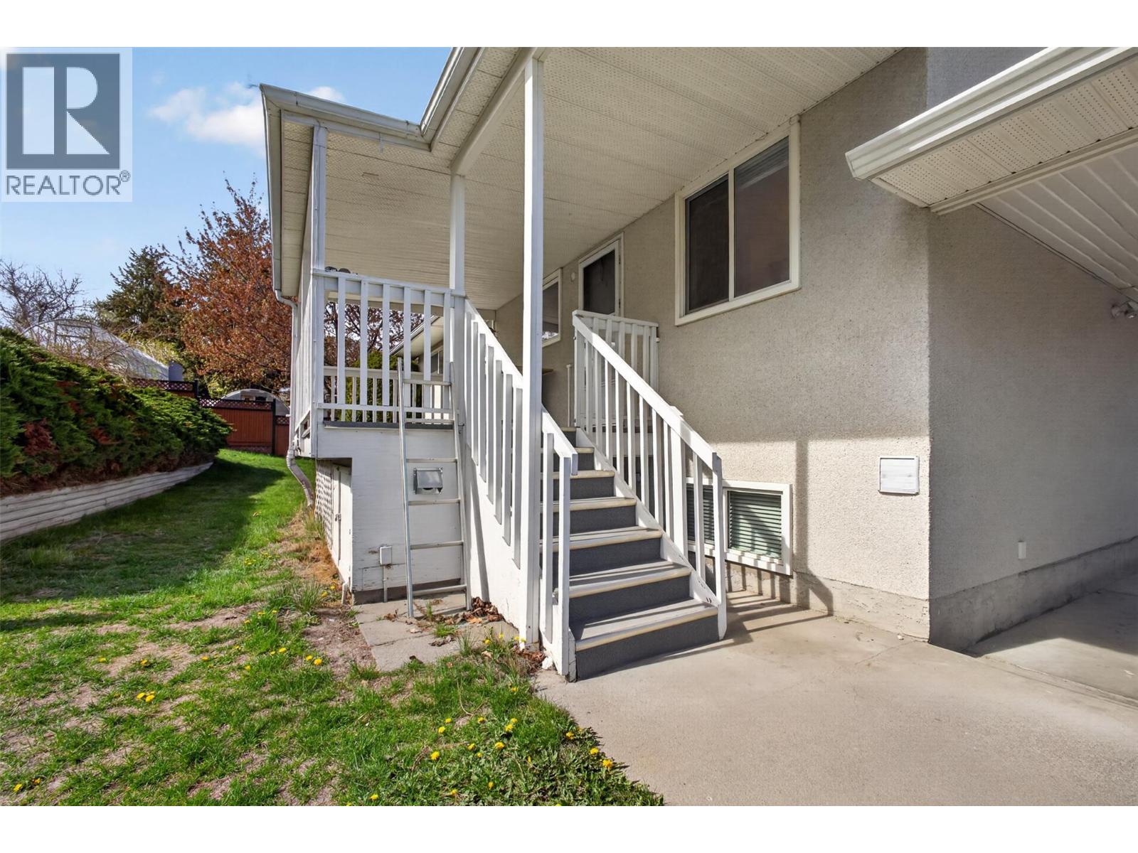 2515 Colleen Road