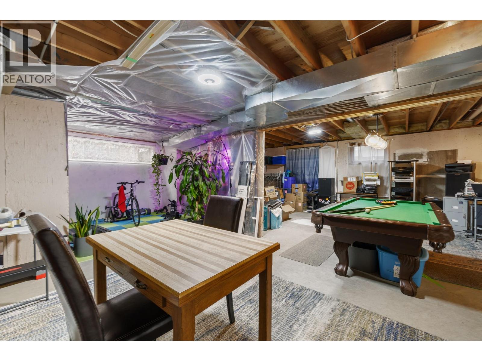 1873 Parkview Crescent Unit# 8