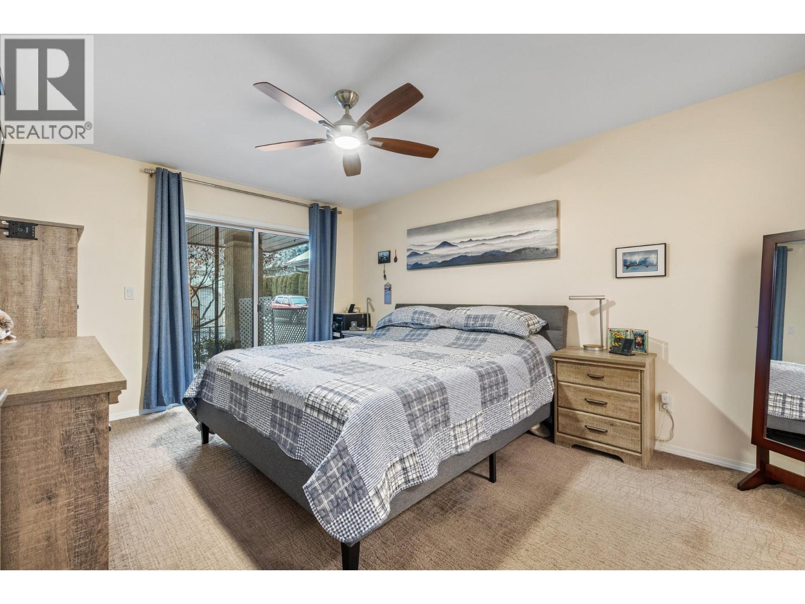 1873 Parkview Crescent Unit# 8