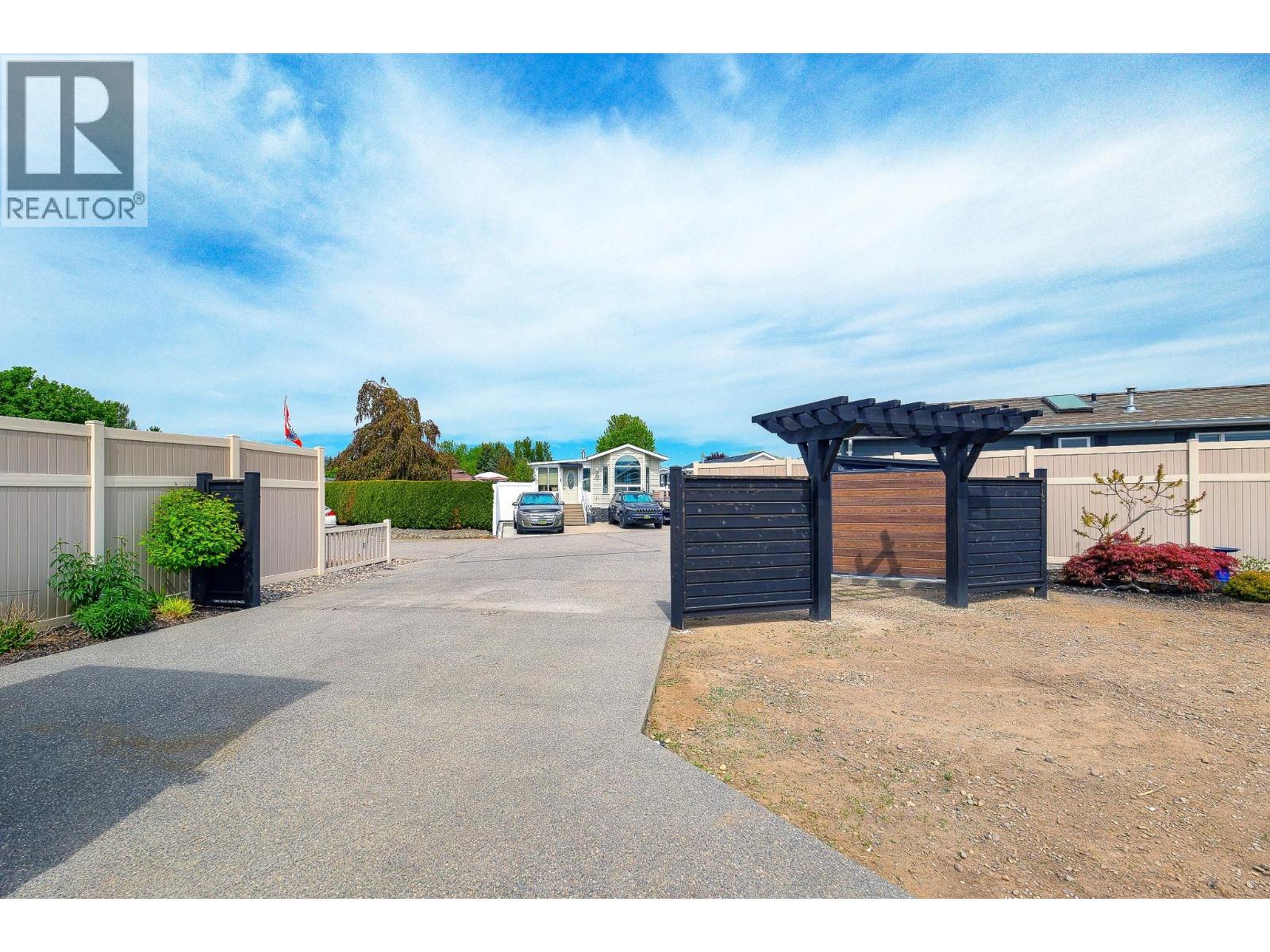 415 Commonwealth Road Unit# 321 Lot# 321