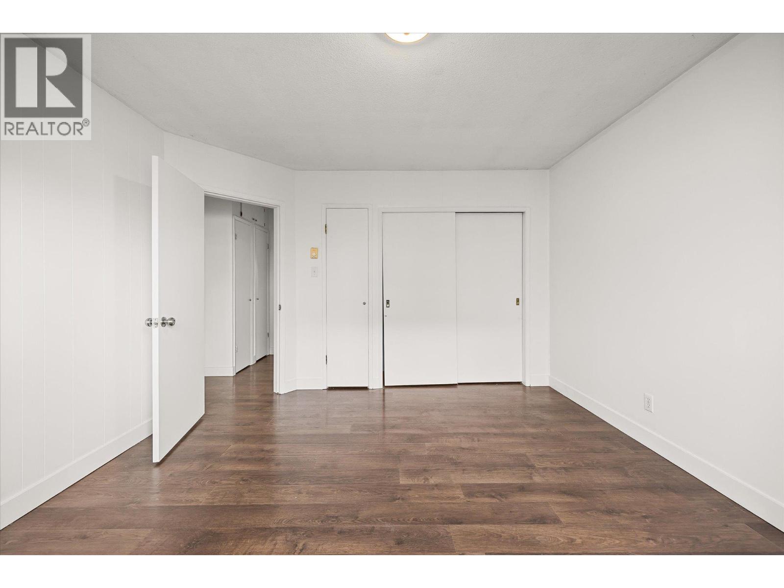 740 & 746 Raymer Avenue