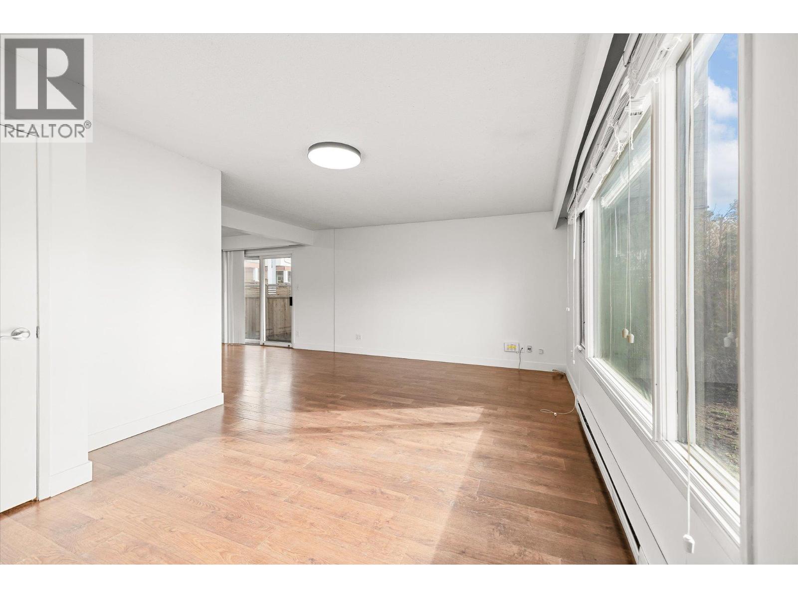 740 & 746 Raymer Avenue