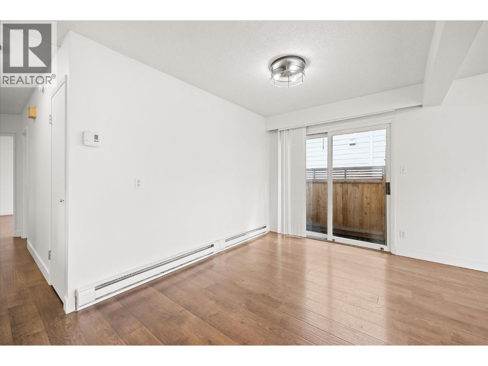 740 & 746 Raymer Avenue