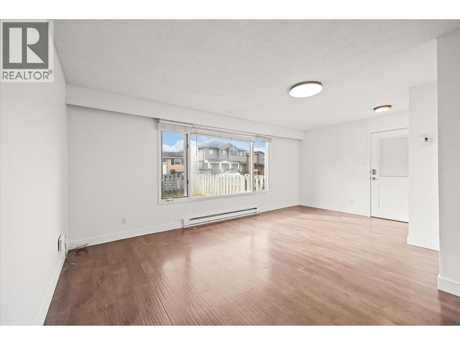 740 & 746 Raymer Avenue
