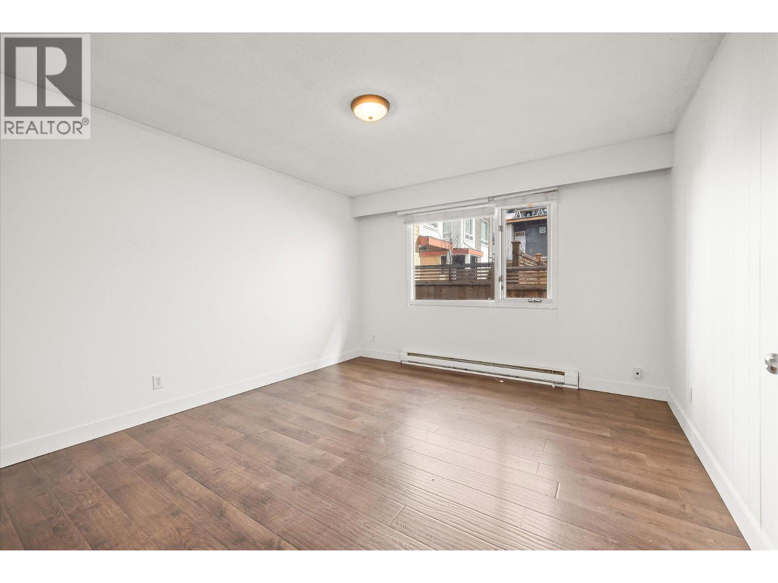 740 & 746 Raymer Avenue