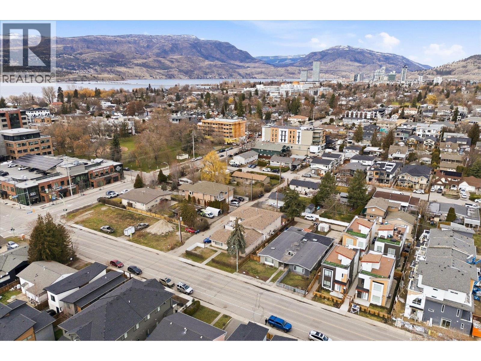 740 & 746 Raymer Avenue