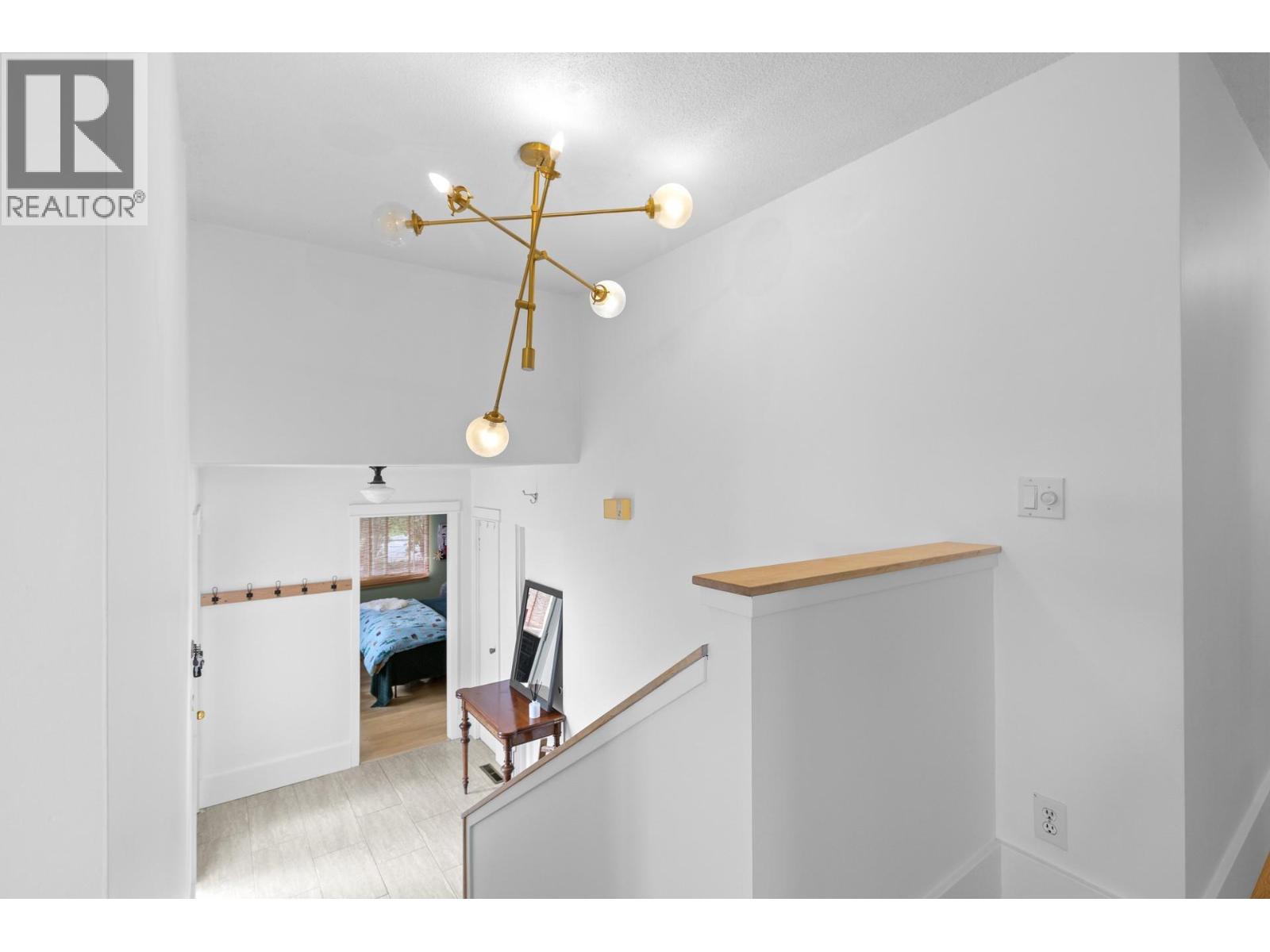 2720 Casa Loma Road