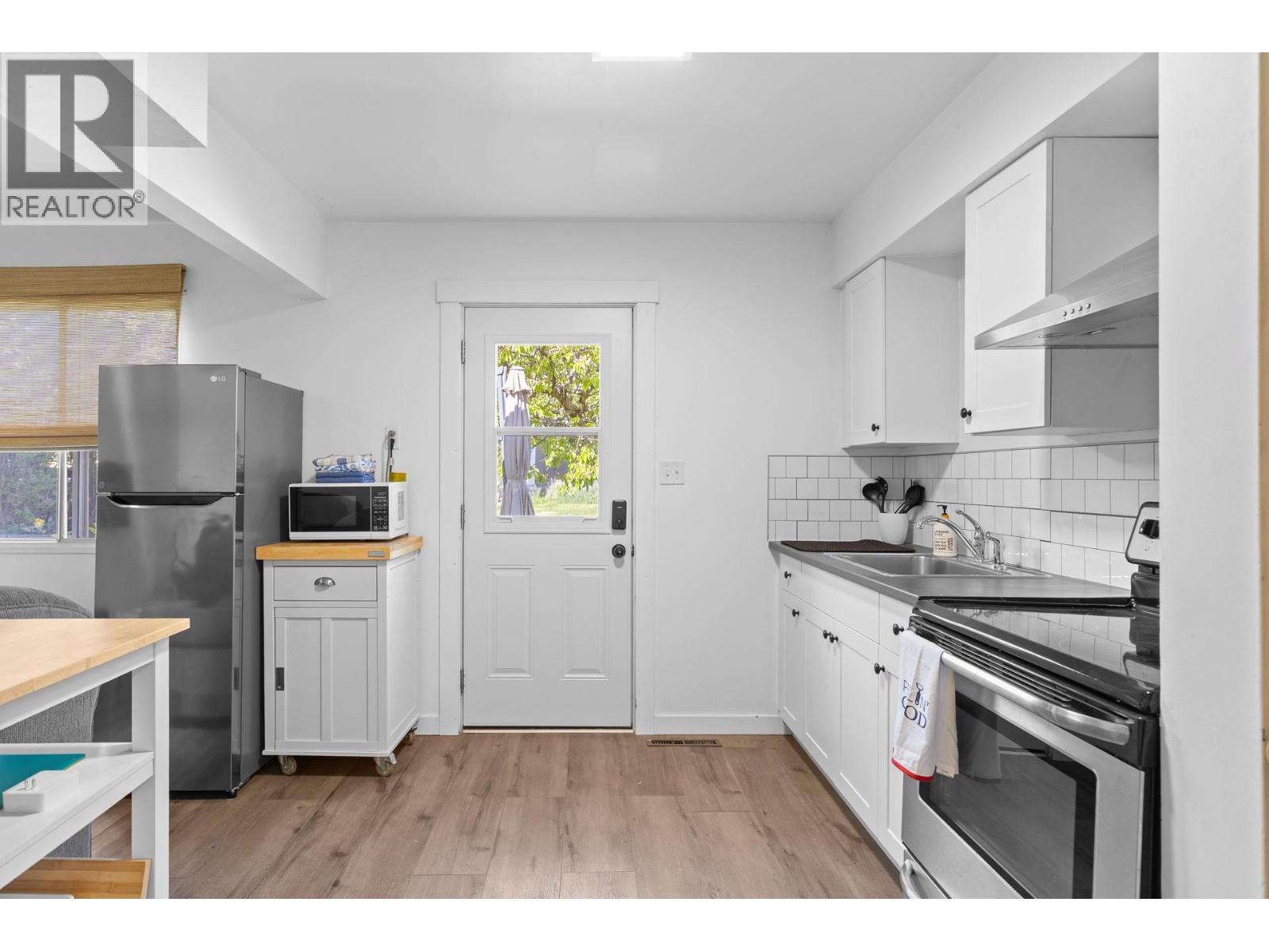 2720 Casa Loma Road
