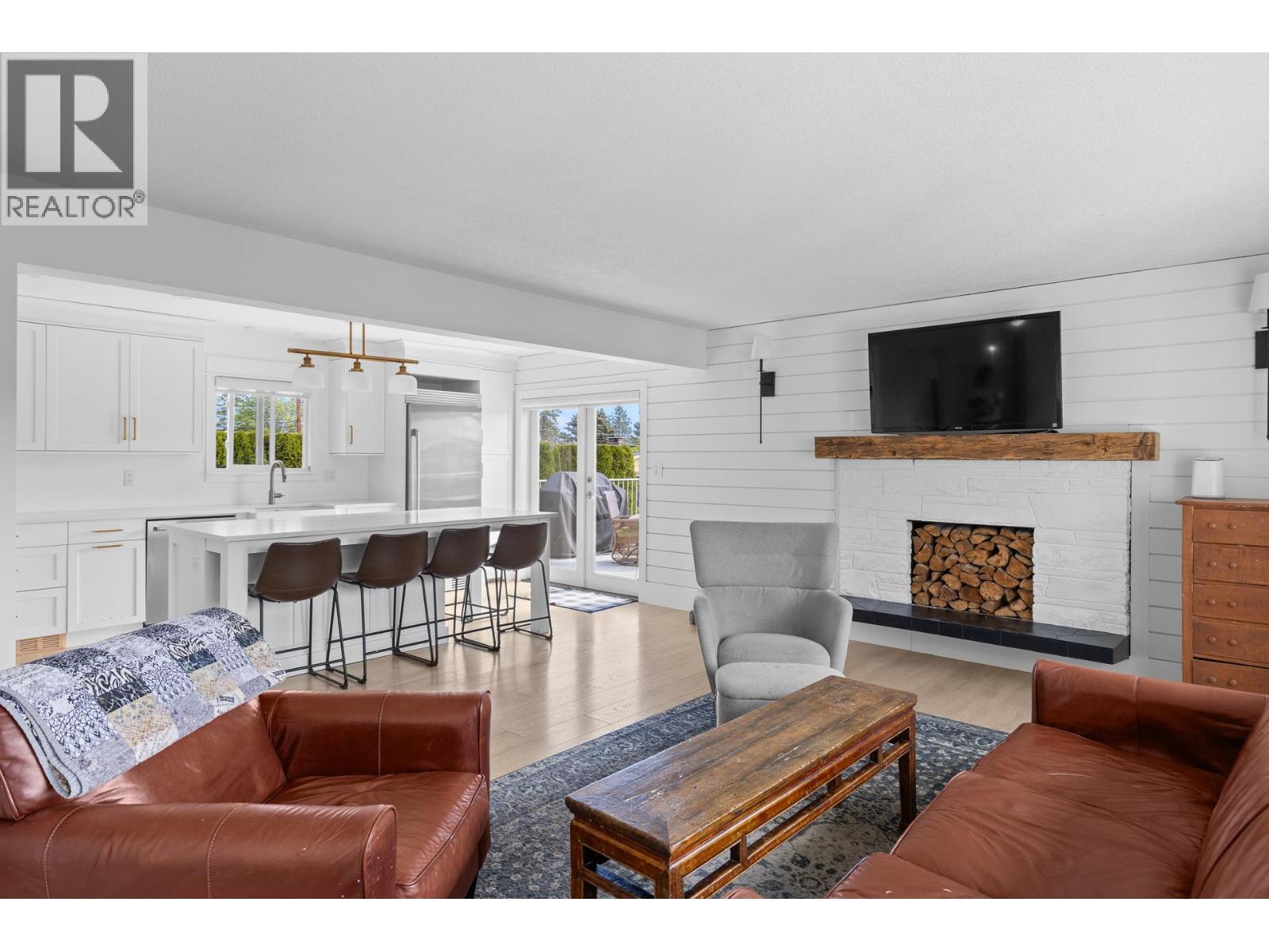 2720 Casa Loma Road
