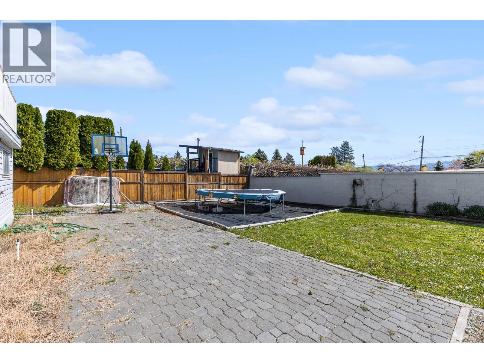 2720 Casa Loma Road