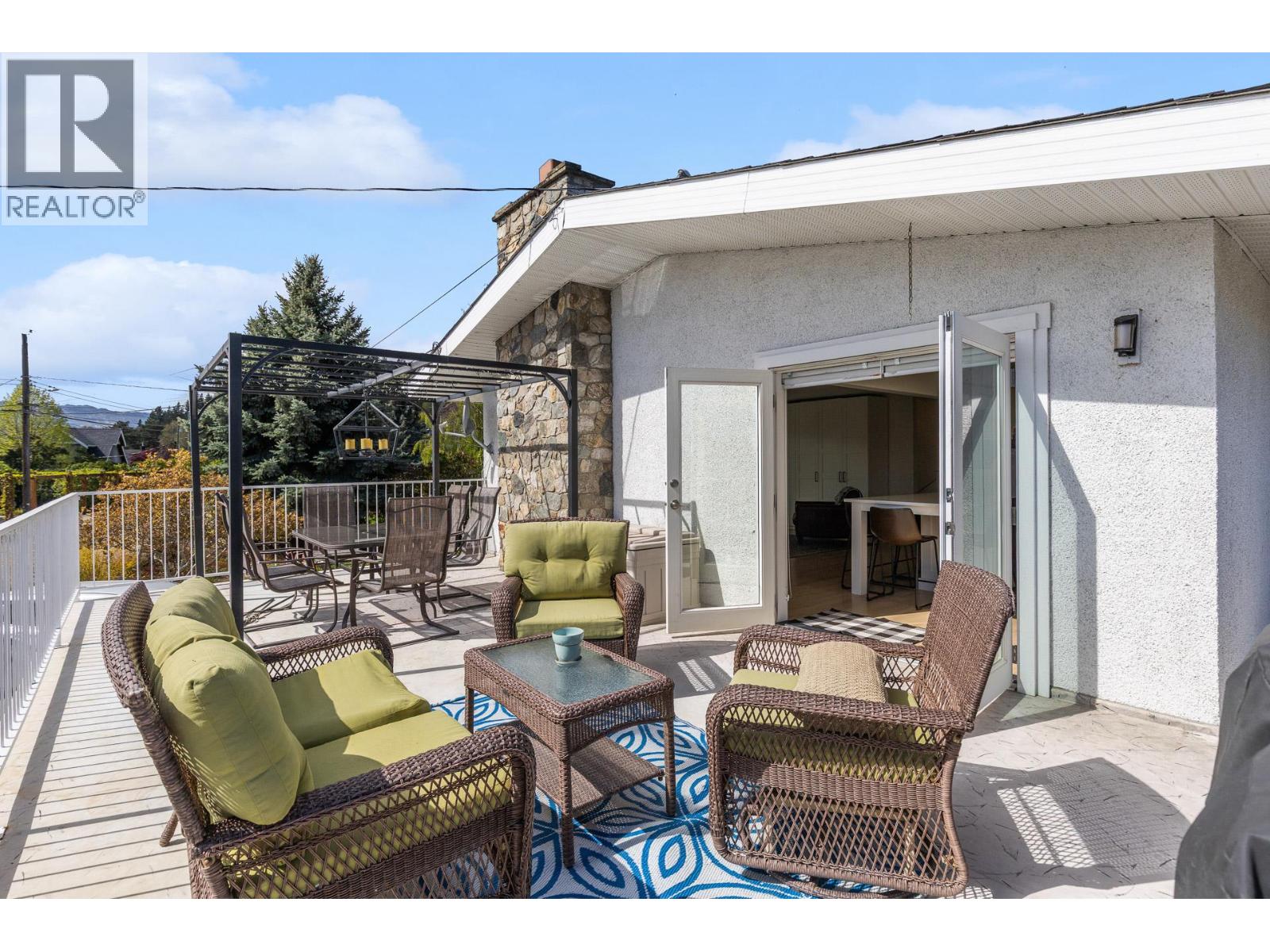 2720 Casa Loma Road